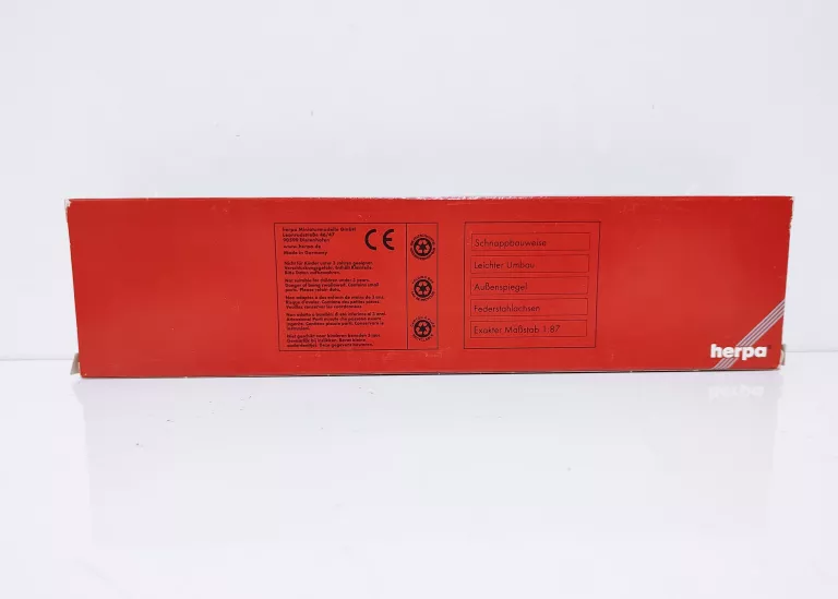 man-f-2000-sz-ciezarowka-kolekcjonerska-187-z-lat-80-firmy-herpa-ean-gtin-4013150147040