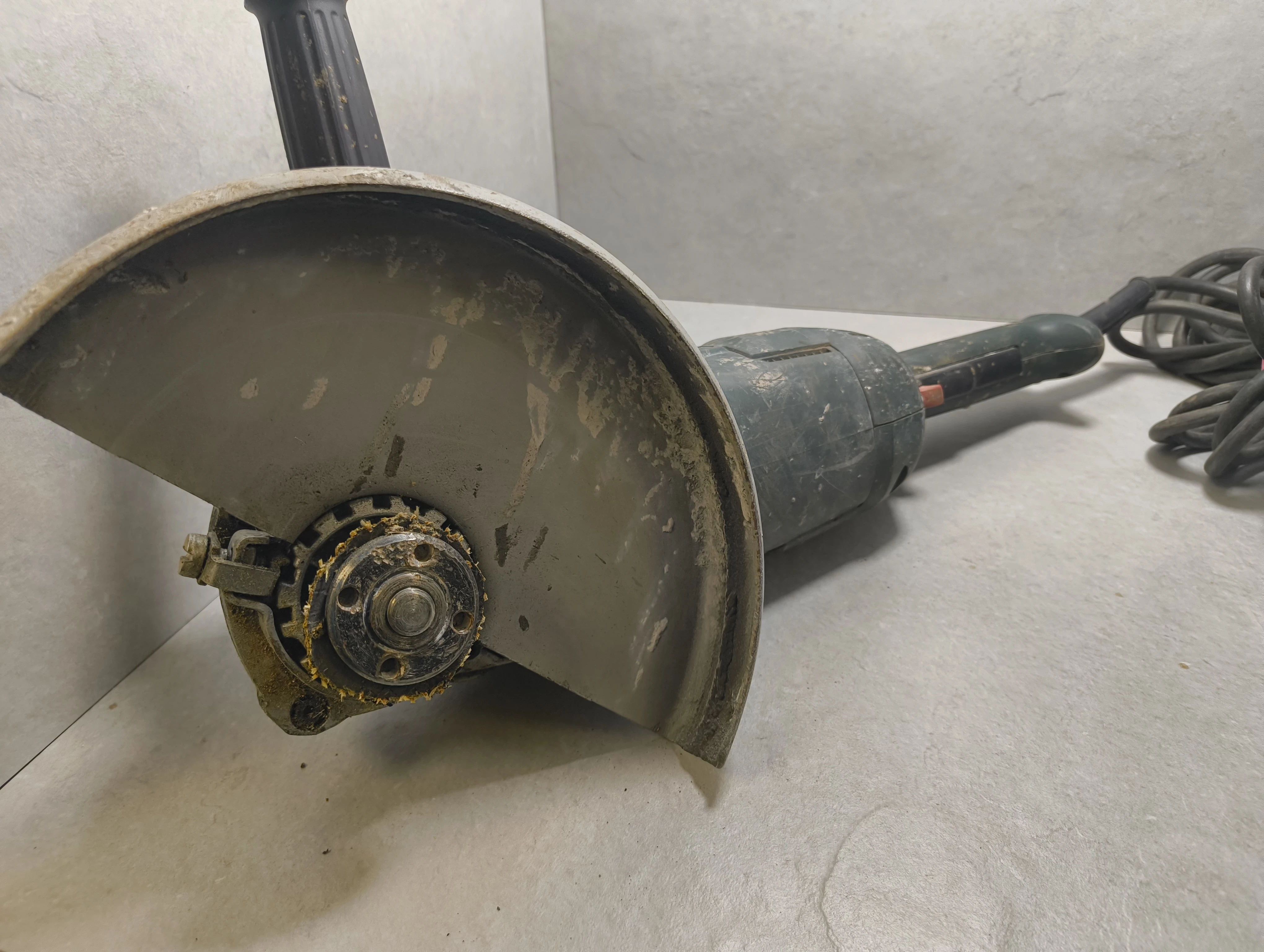 szlifierka-metabo-we-2200-230-stan-11323-2