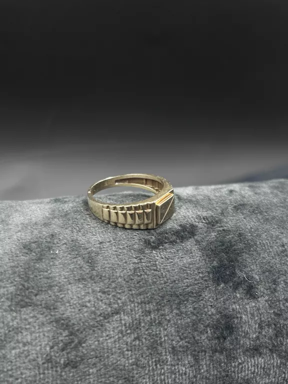 piekny-zloty-sygnet-333-400g-r25-rozmiarsrednica-wew-mm-372-25