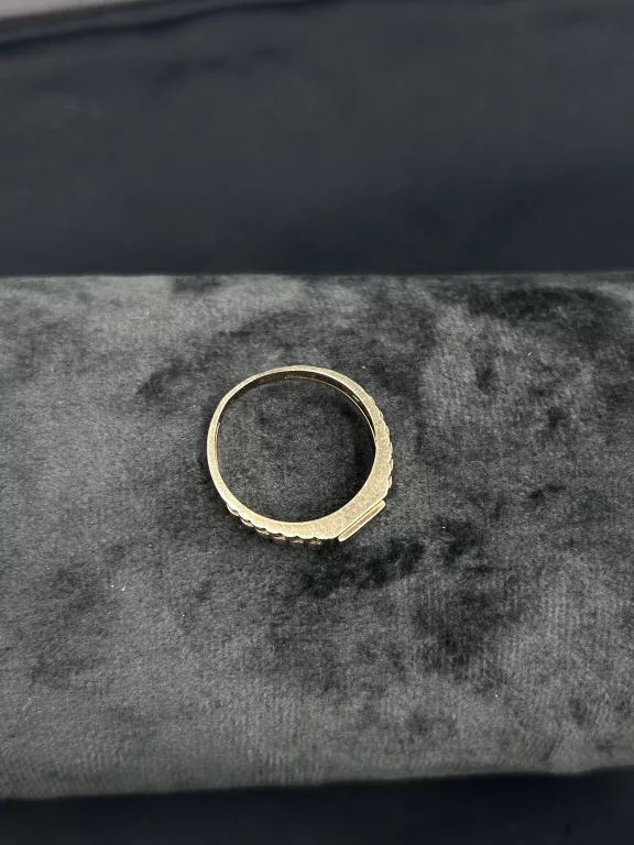 piekny-zloty-sygnet-333-400g-r25-kod-producenta-loombard