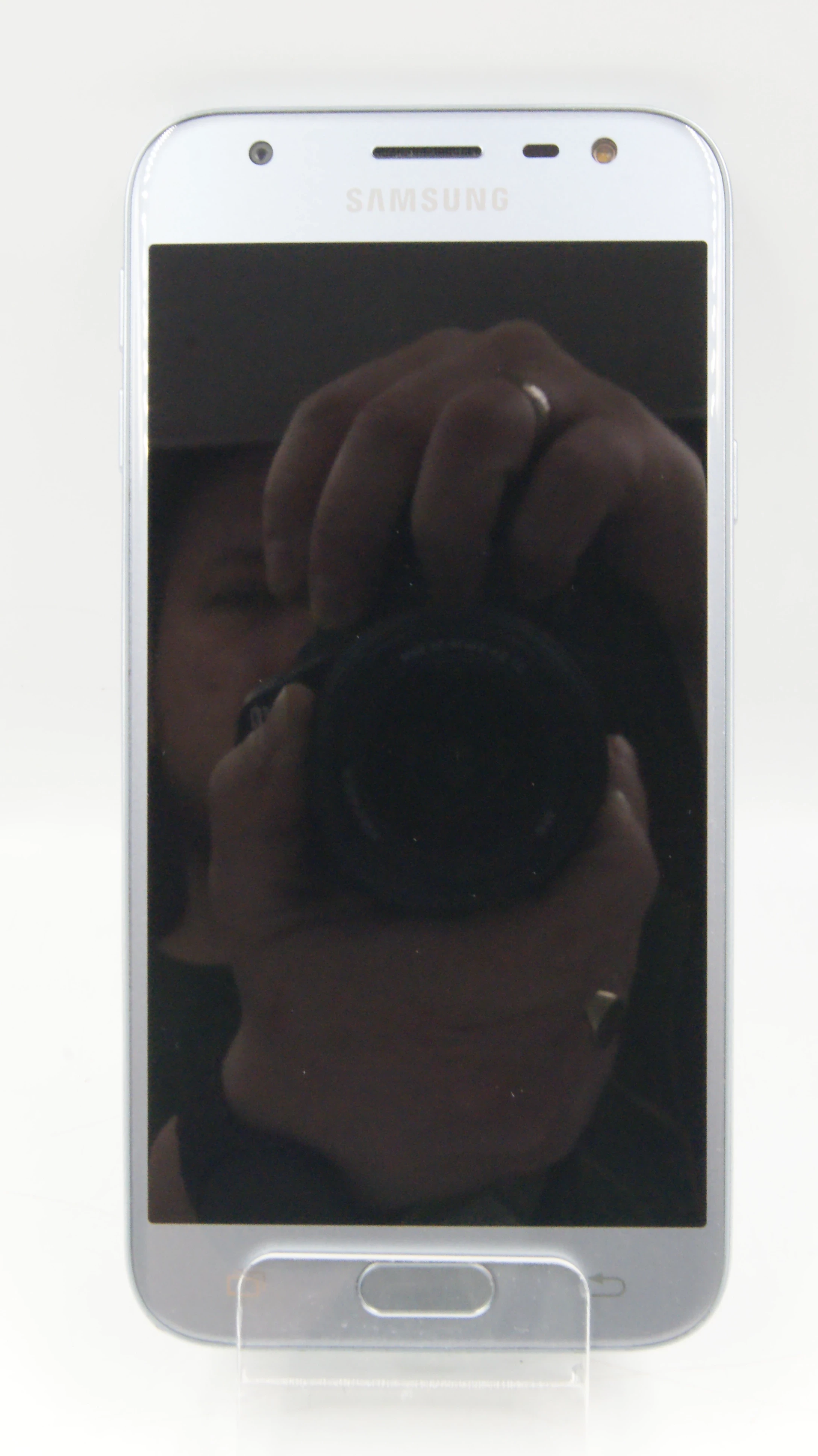 smartfon-samsung-galaxy-j3-2017-etui-kod-producenta-sm-j330fzkdxeo