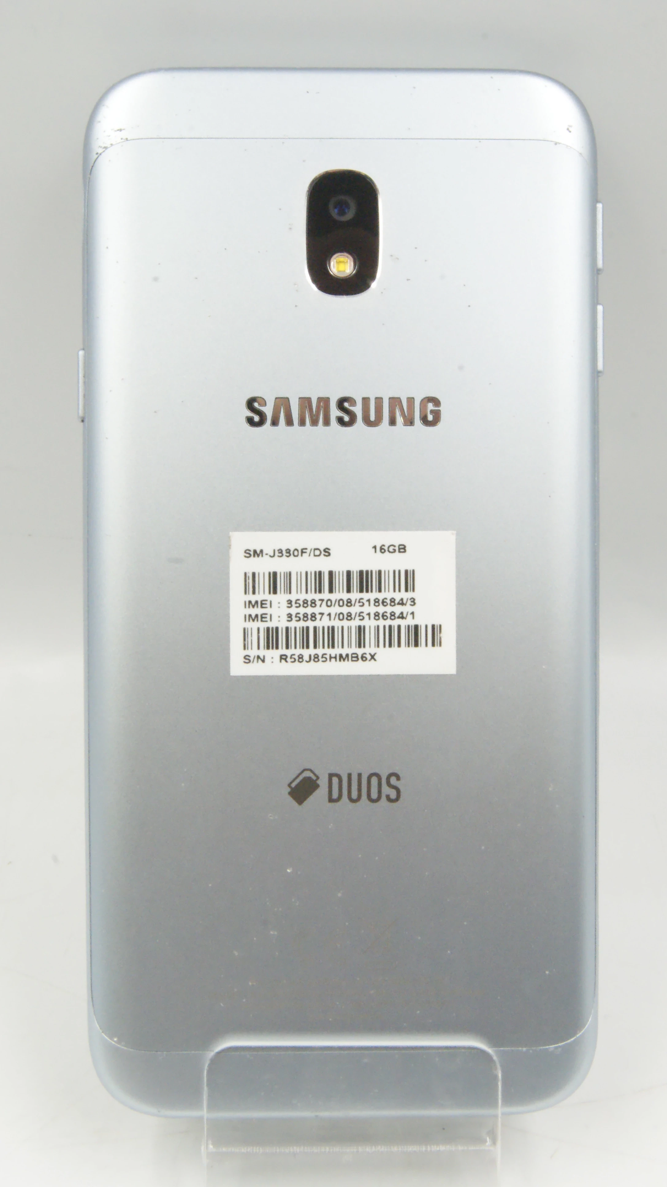 smartfon-samsung-galaxy-j3-2017-etui-przekatna-ekranu-500