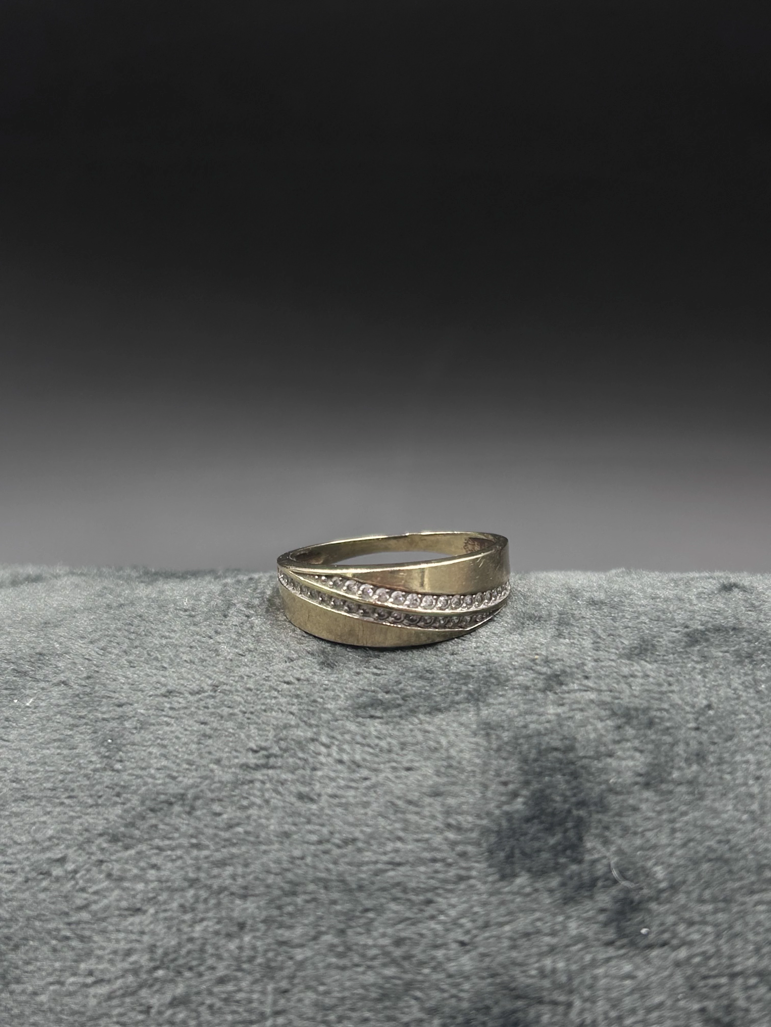 cudowny-zloty-pierscionek-z-kamieniami-333255gr19-rodzaj-2205-2