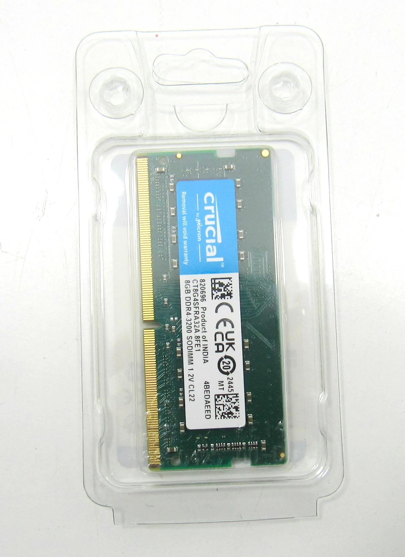 pamiec-do-laptopa-crucial-sodimm-ddr4-8-gb-3200-mhz-cl22-ct8g4sfra32a-ean-gtin-649528903525