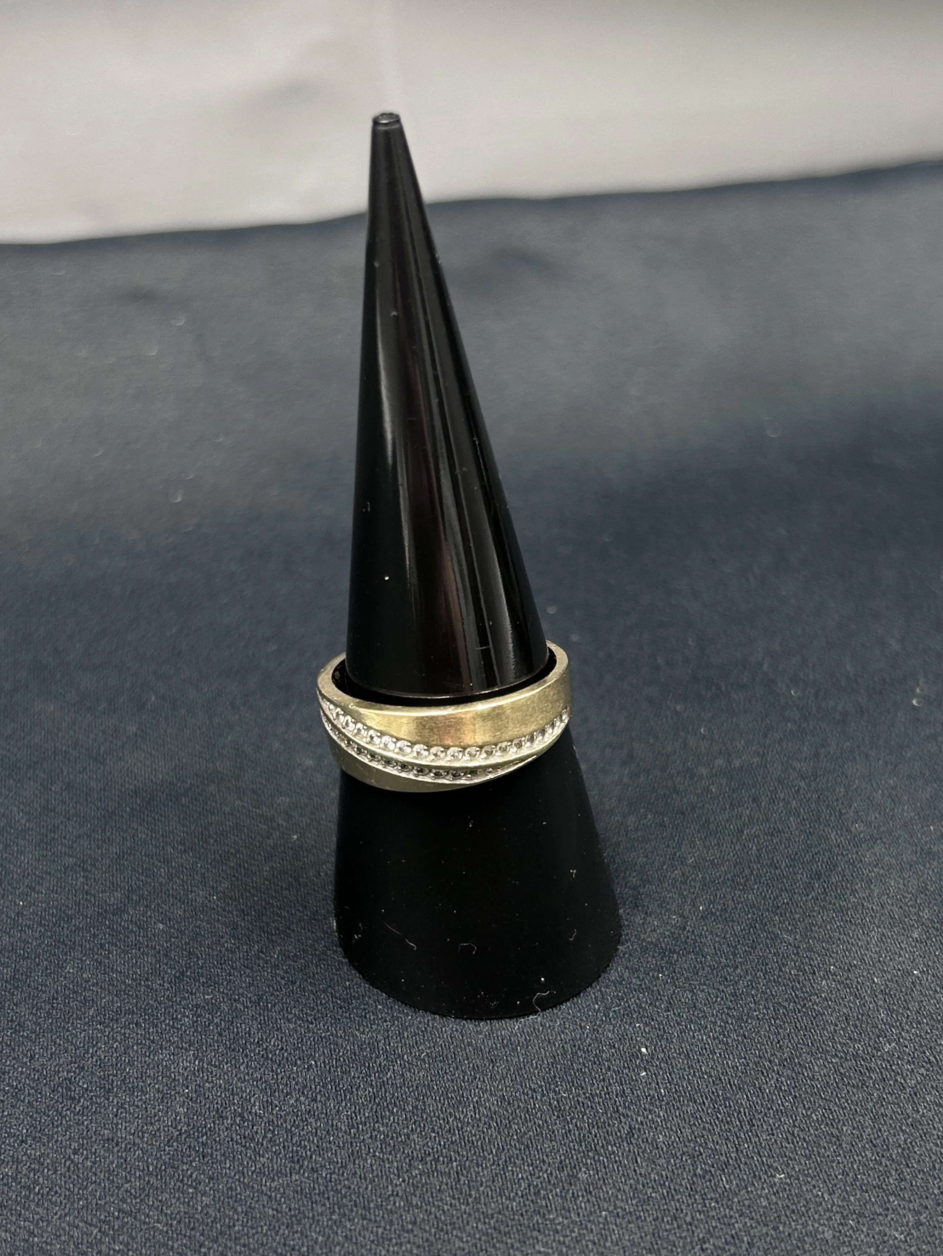 cudowny-zloty-pierscionek-z-kamieniami-333255gr19-kosciuszki-29-rogozno