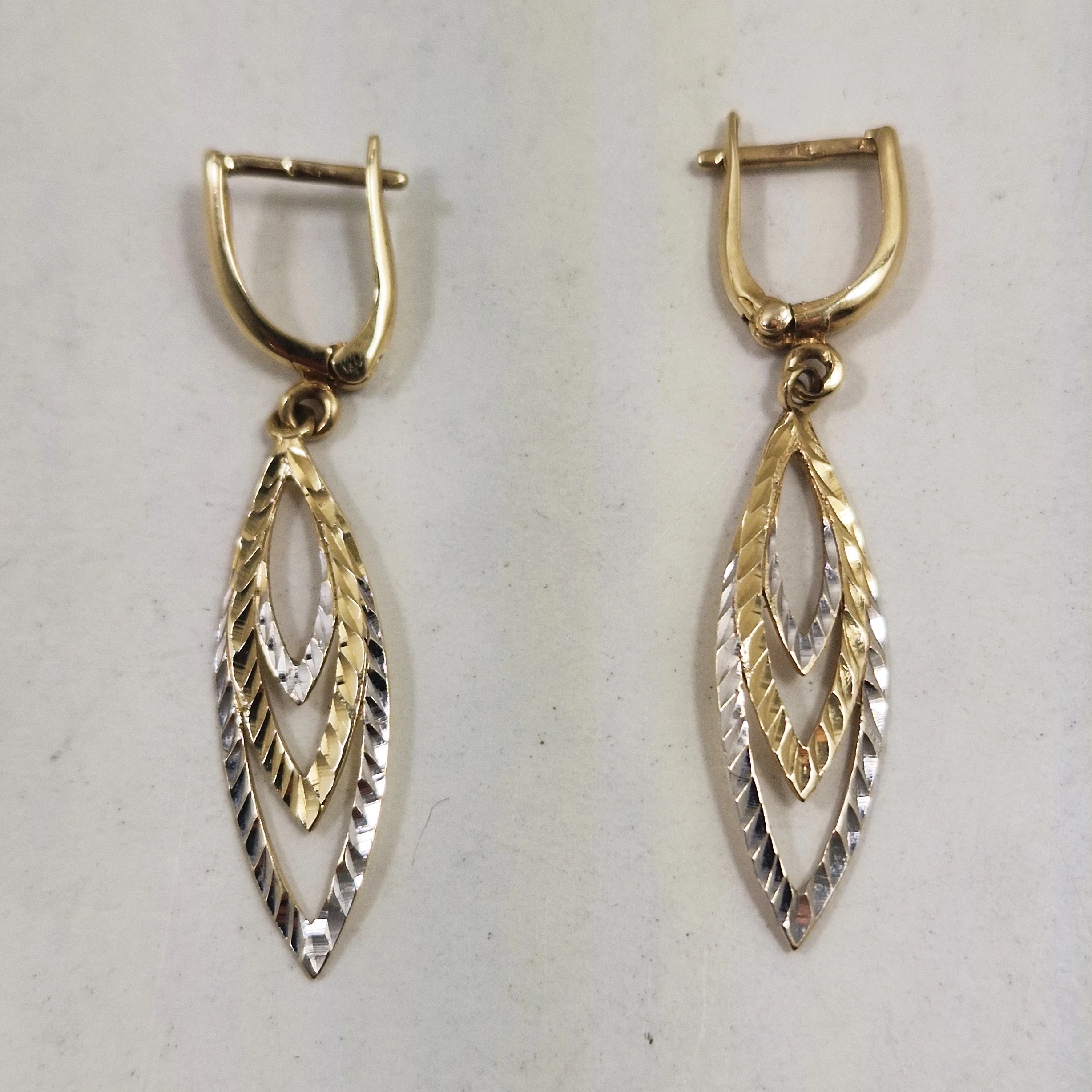 zlote-kolczyki-585-301-g-dlugiewiszace-stan-11323-2