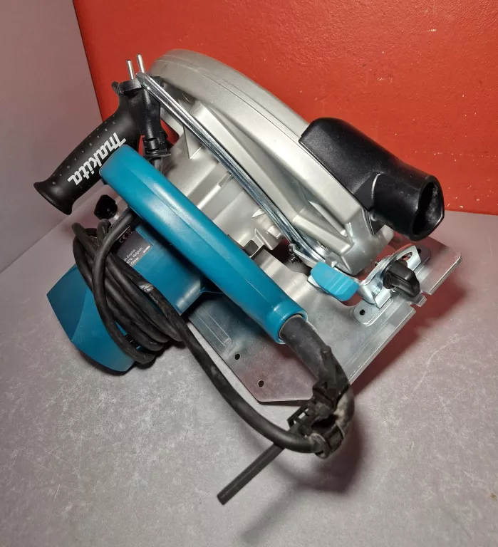 pila-pilarka-tarczowa-makita-hs0600-2000w-srednica-otworu-pily-3000