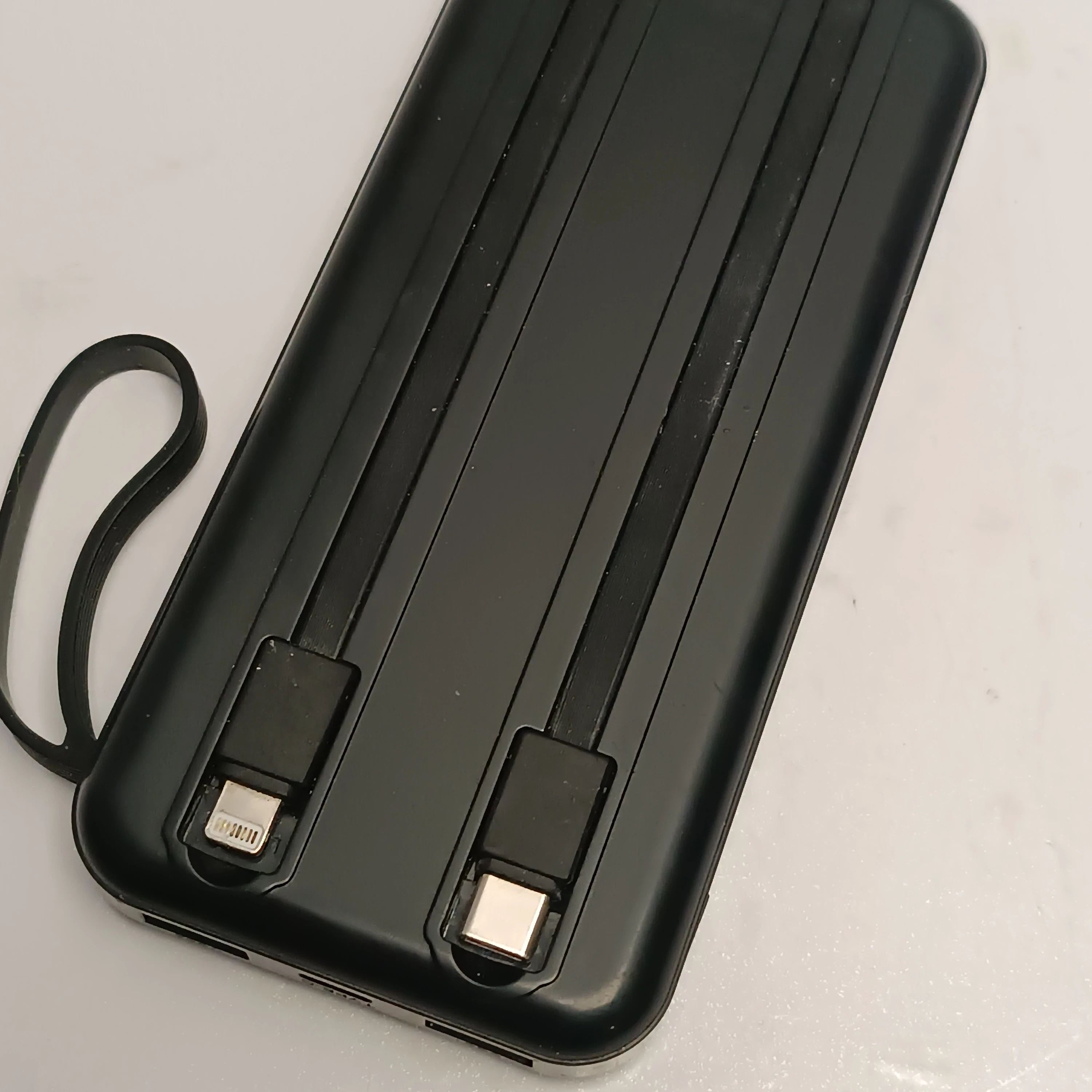 powerbank-czarny-10000mah-kod-producenta-nie-wystepuje