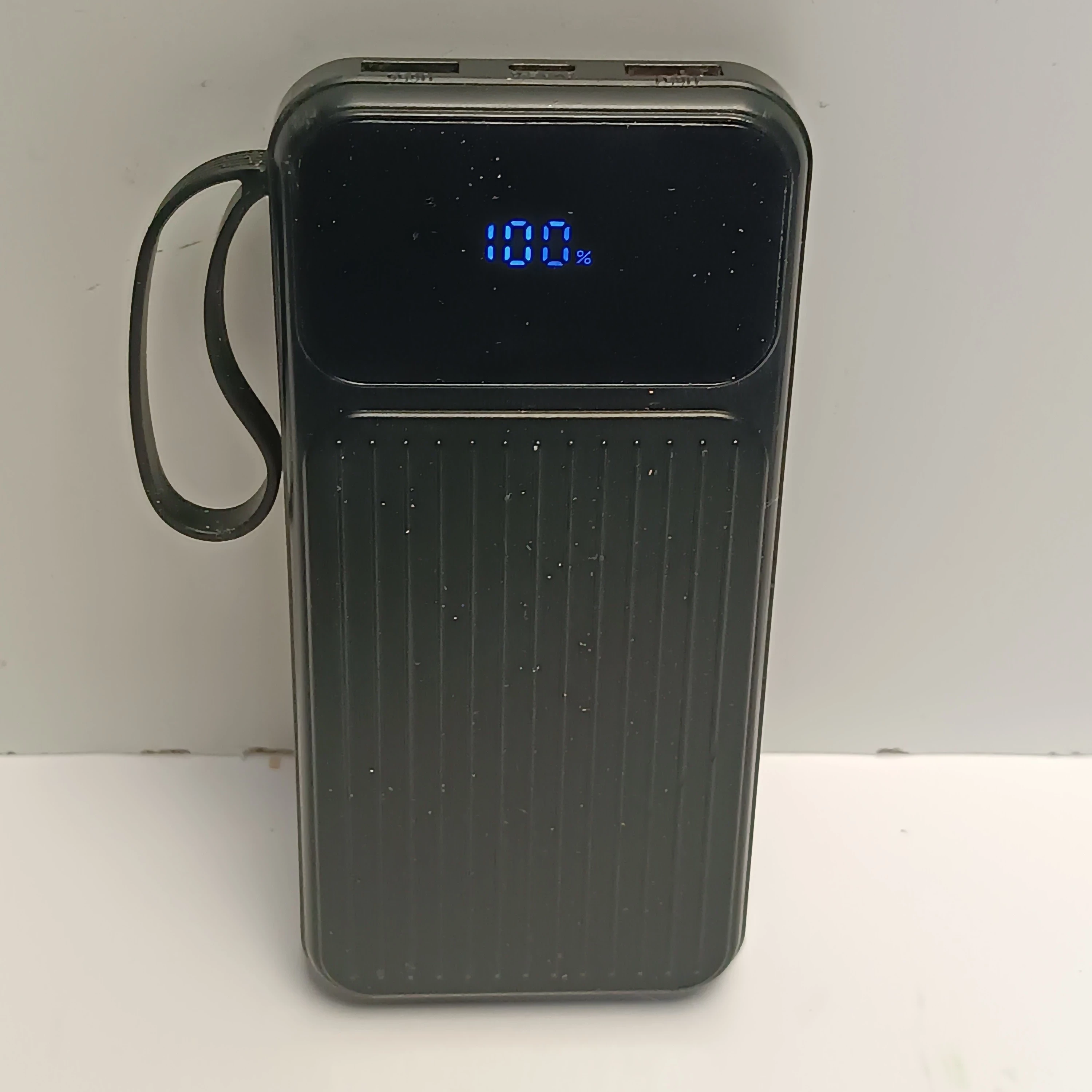 powerbank-czarny-10000mah-osiedle-teatralne-3u15-krakow