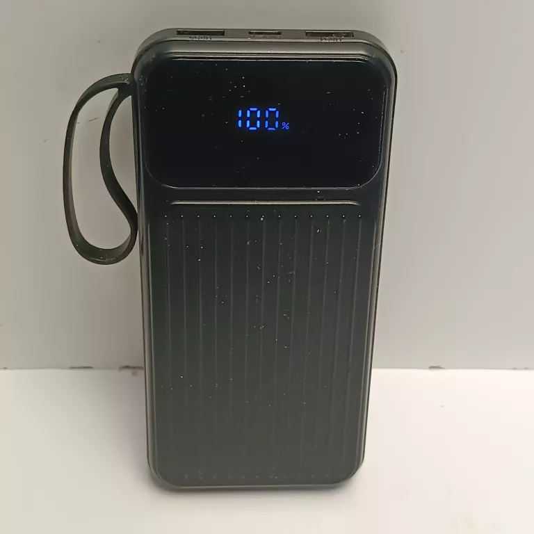 powerbank-czarny-10000mah-osiedle-teatralne-3u15-krakow