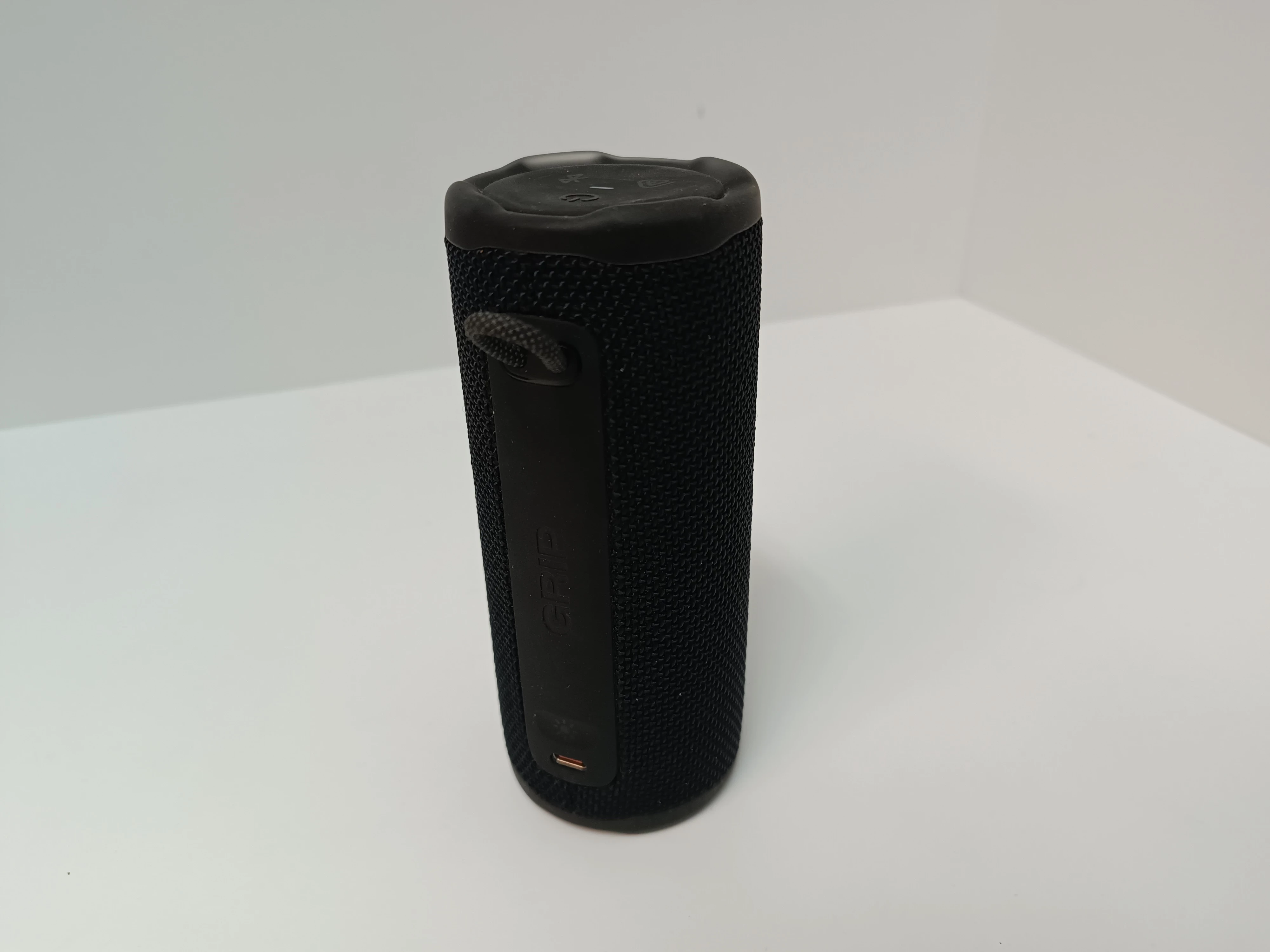 glosnik-jbl-grip-funkcje-221089-4