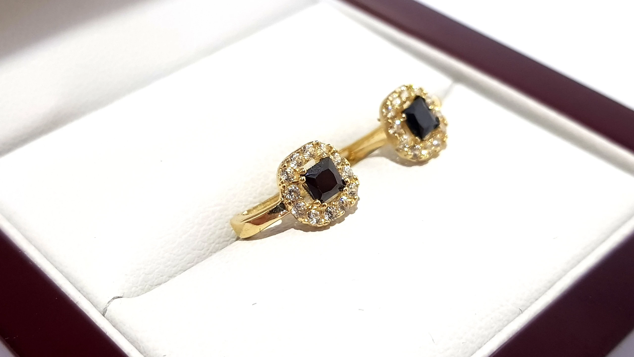 wyrob-jubilerski-uzywany-zlote-koczyki-klasyczne-czarne-585-sr07cm-125g-warszawska-162-lomianki