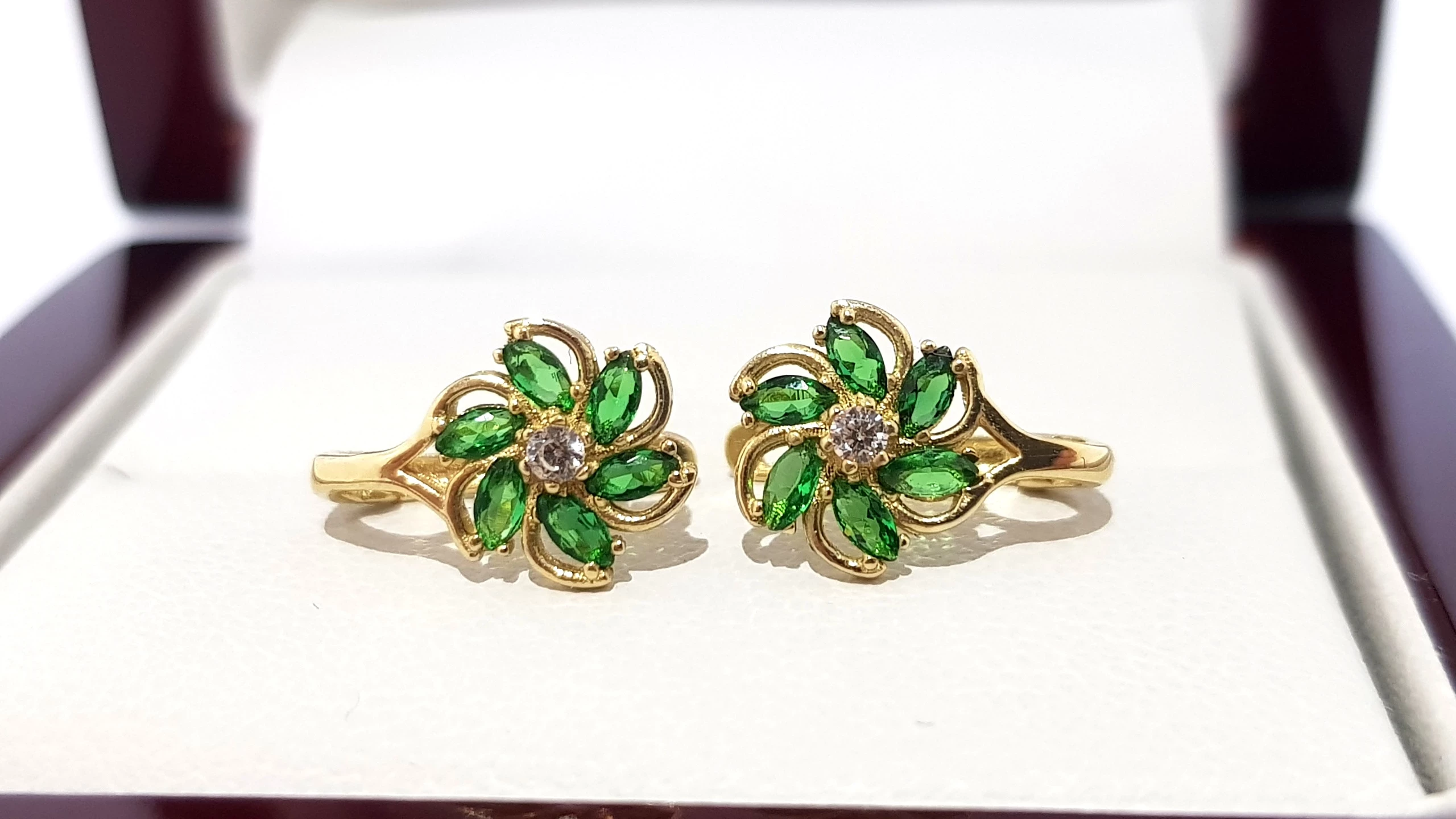 wyrob-jubilerski-uzywany-zlote-kolczyki-zielone-kwiatki-pr585-09cm-121g-rodzaj-2205-2