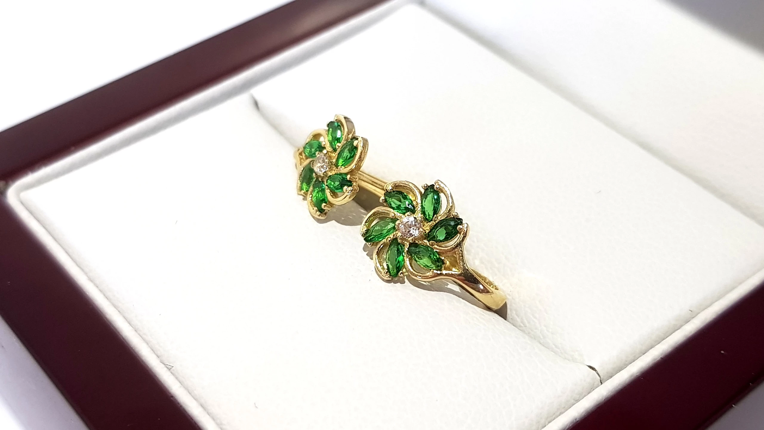 wyrob-jubilerski-uzywany-zlote-kolczyki-zielone-kwiatki-pr585-09cm-121g-stan-11323-2