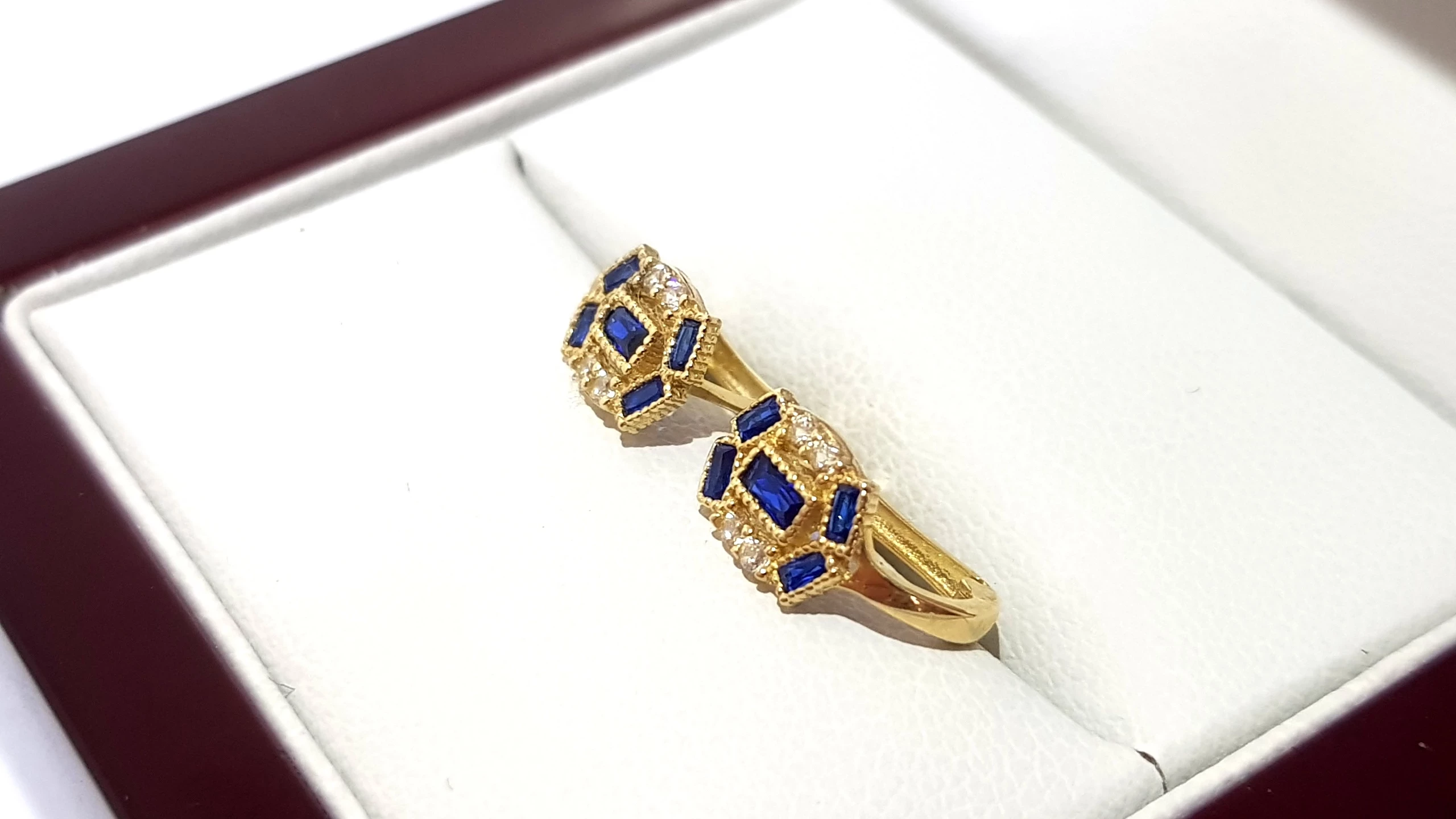 wyrob-jubilerski-uzywany-zlote-kolczyki-niebieskie-pr585-06x08cm-116g-stan-11323-2