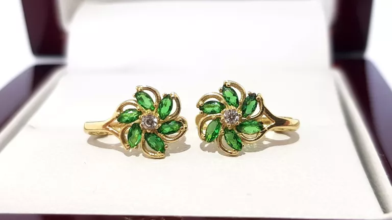 wyrob-jubilerski-uzywany-zlote-kolczyki-zielone-kwiatki-pr585-09cm-121g-rodzaj-2205-2