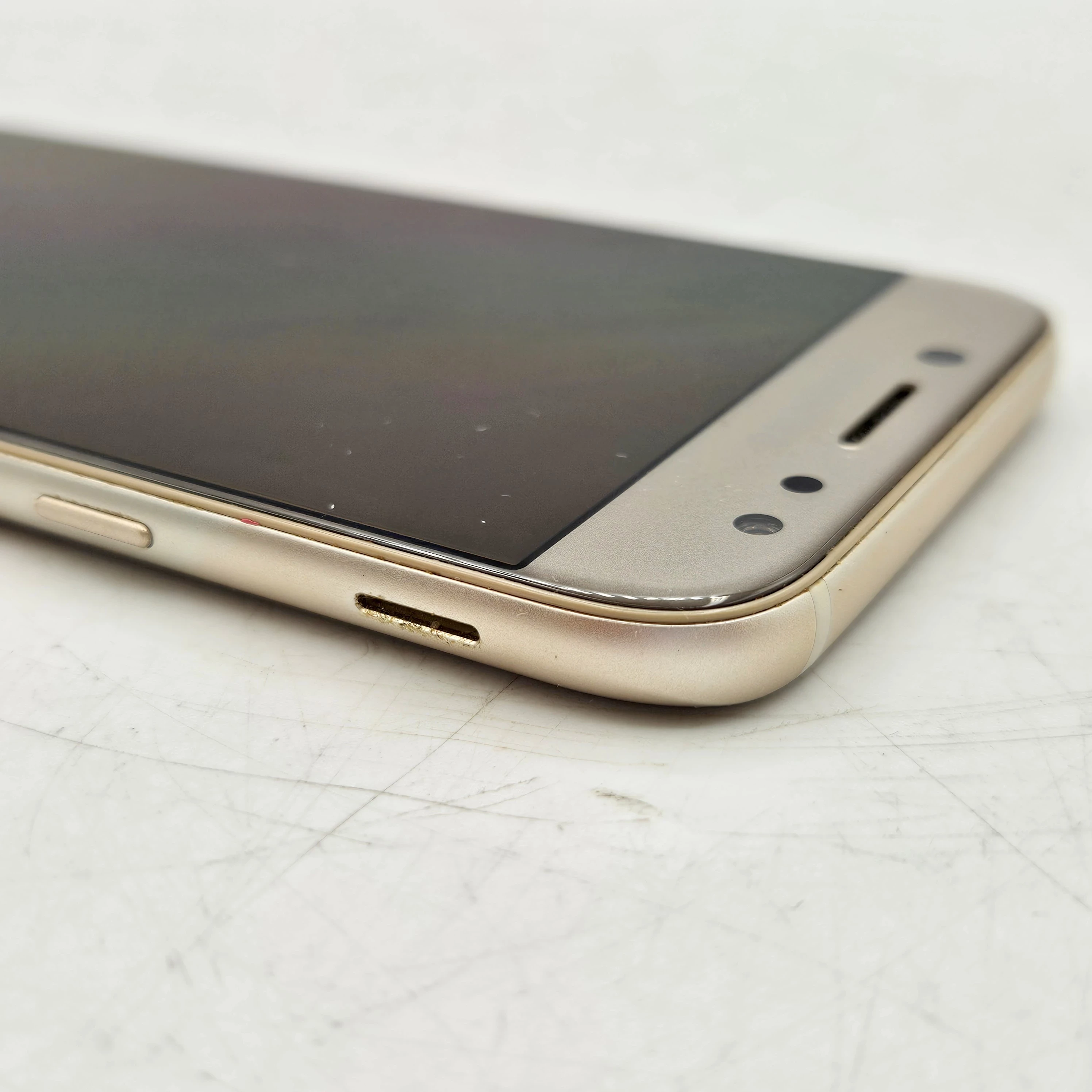 samsung-galaxy-j5-16gb-2ram-wbudowana-pamiec-202869-214201