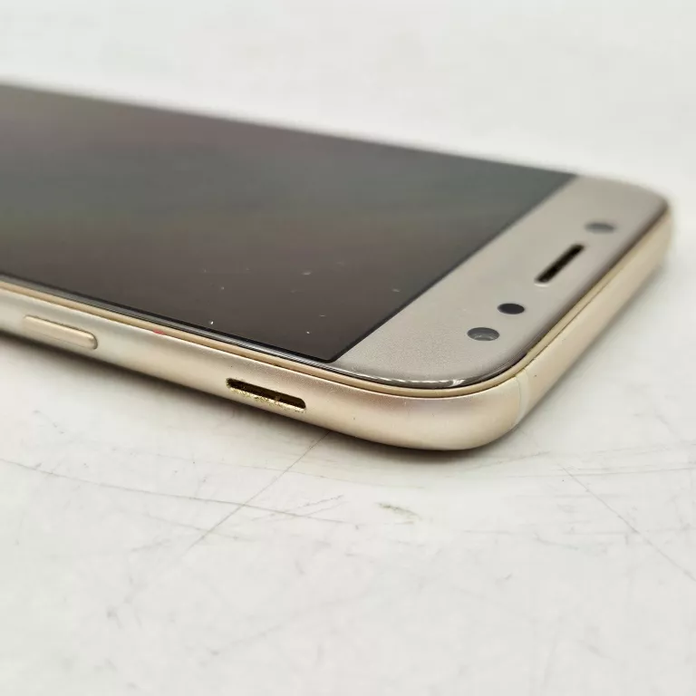 samsung-galaxy-j5-16gb-2ram-wbudowana-pamiec-202869-214201