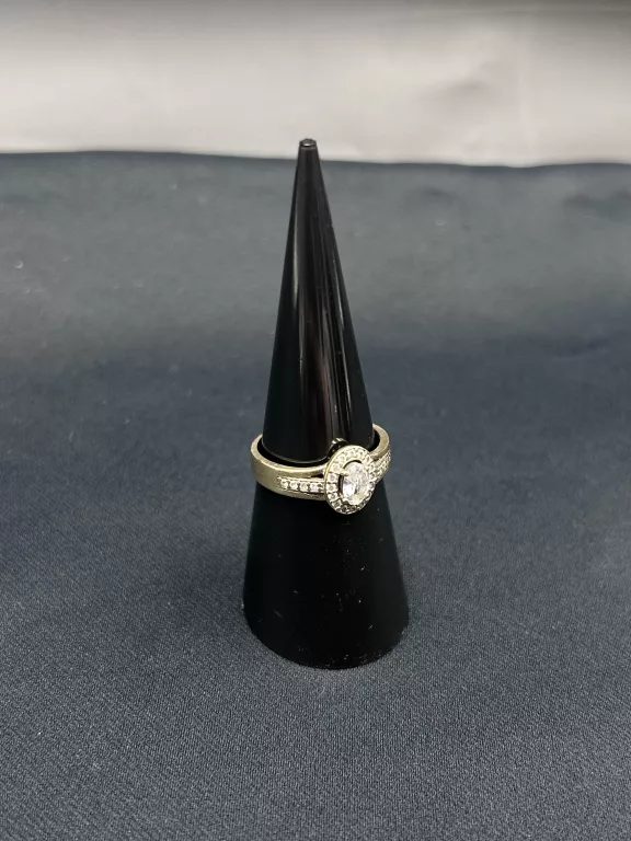 przepiekny-zloty-pierscionek-z-kamieniem-333208gr15-kosciuszki-29-rogozno