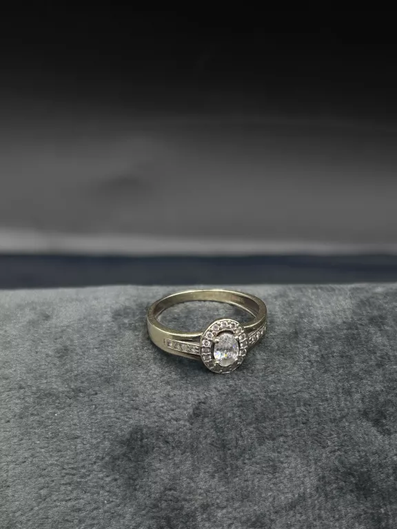 przepiekny-zloty-pierscionek-z-kamieniem-333208gr15-material-15835-2