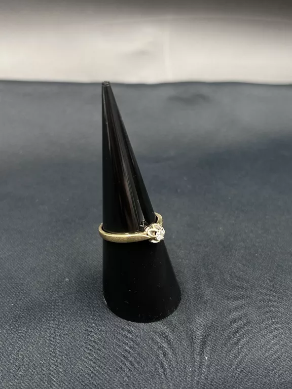 piekny-zloty-pierscionek-333155gr15-stan-11323-2