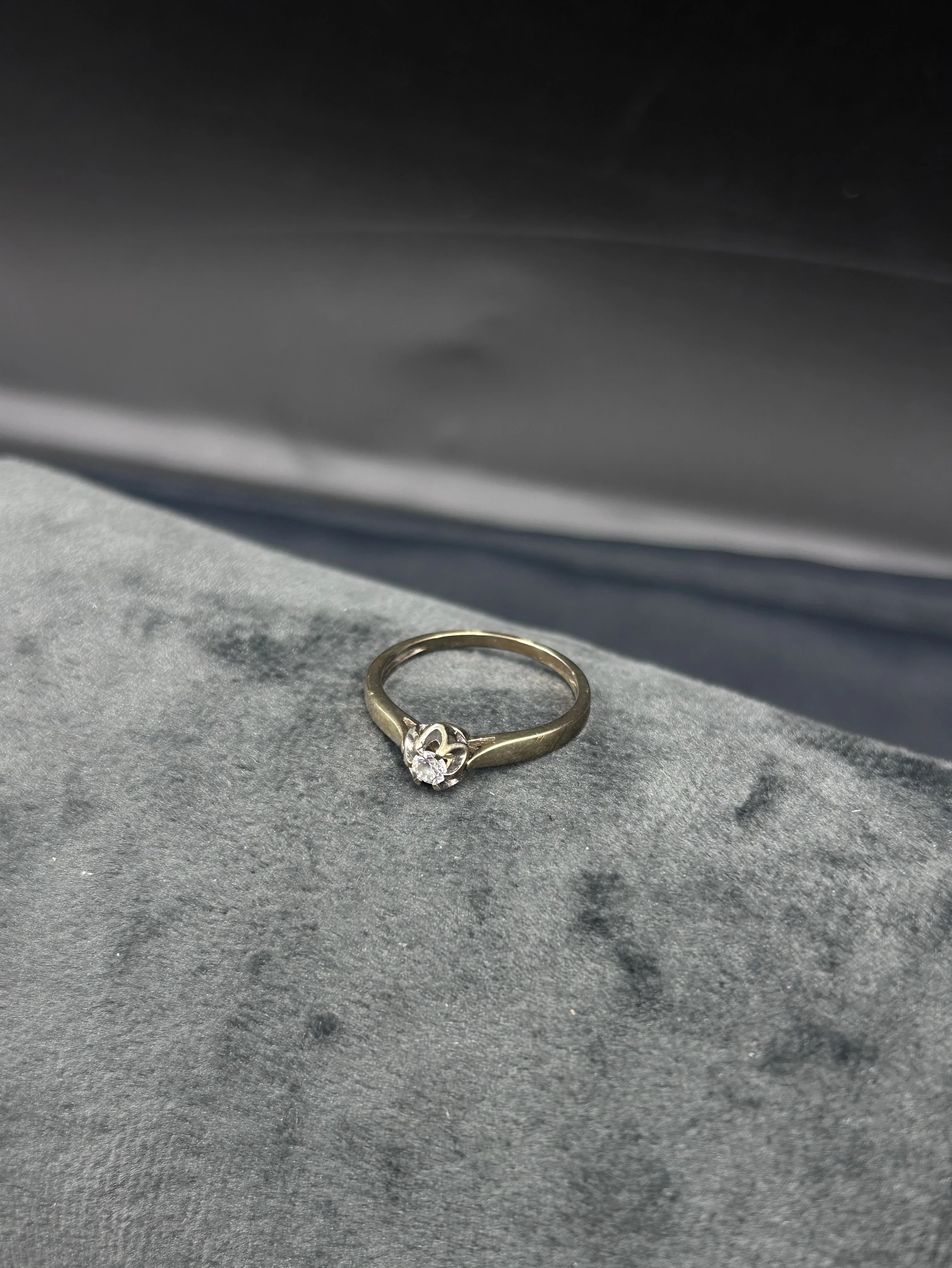 piekny-zloty-pierscionek-333155gr15-rodzaj-2205-2