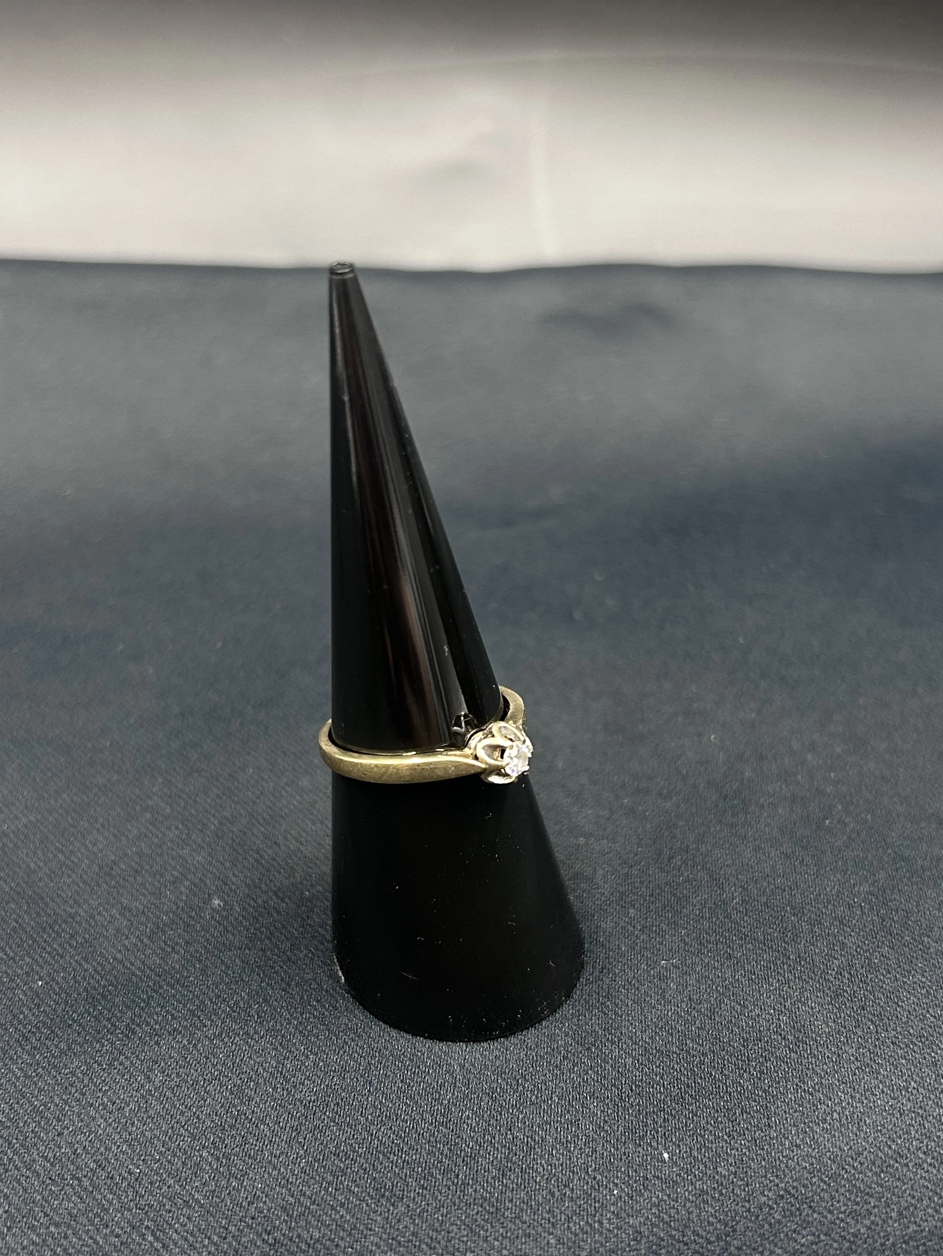 piekny-zloty-pierscionek-333155gr15-stan-11323-2