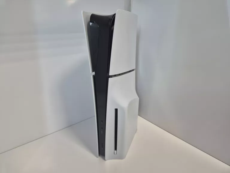 konsola-sony-ps5-slim-1tb-z-napedem-2-pady-2-gry-fc26-black-ops-6-certyfikaty-zgodnosci-218669-1