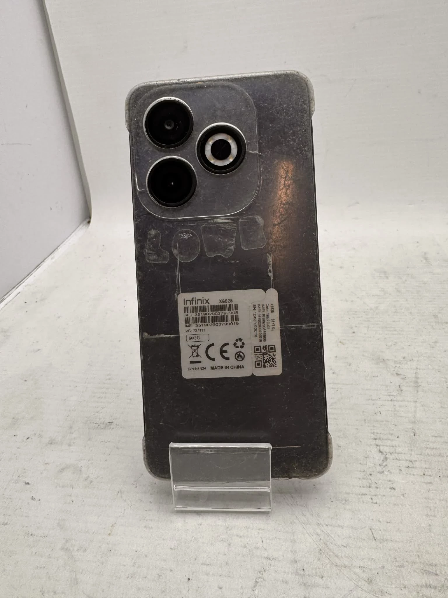 telefon-infinix-smart-8-64gb-sam-stan-11323-2