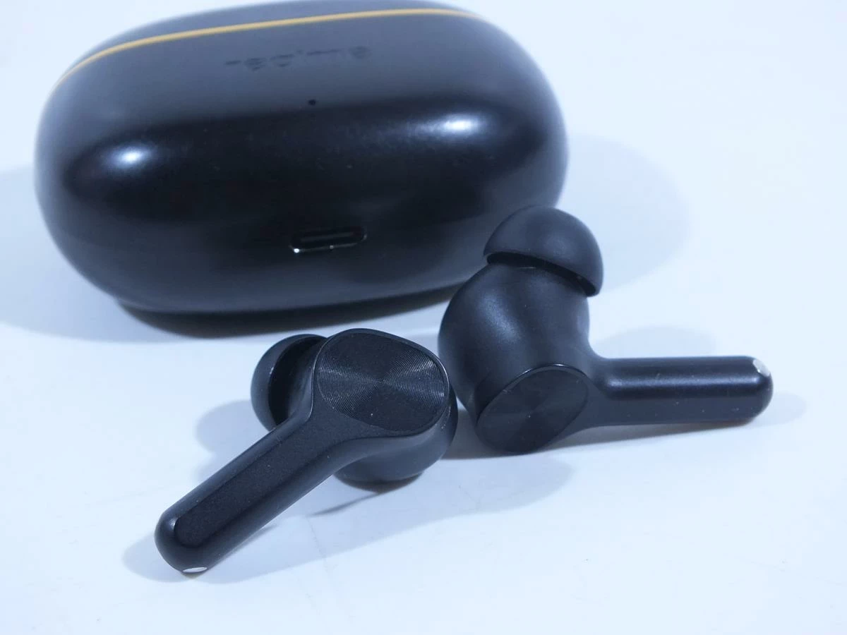 sluchawki-realme-t200-lite-stan-11323-2