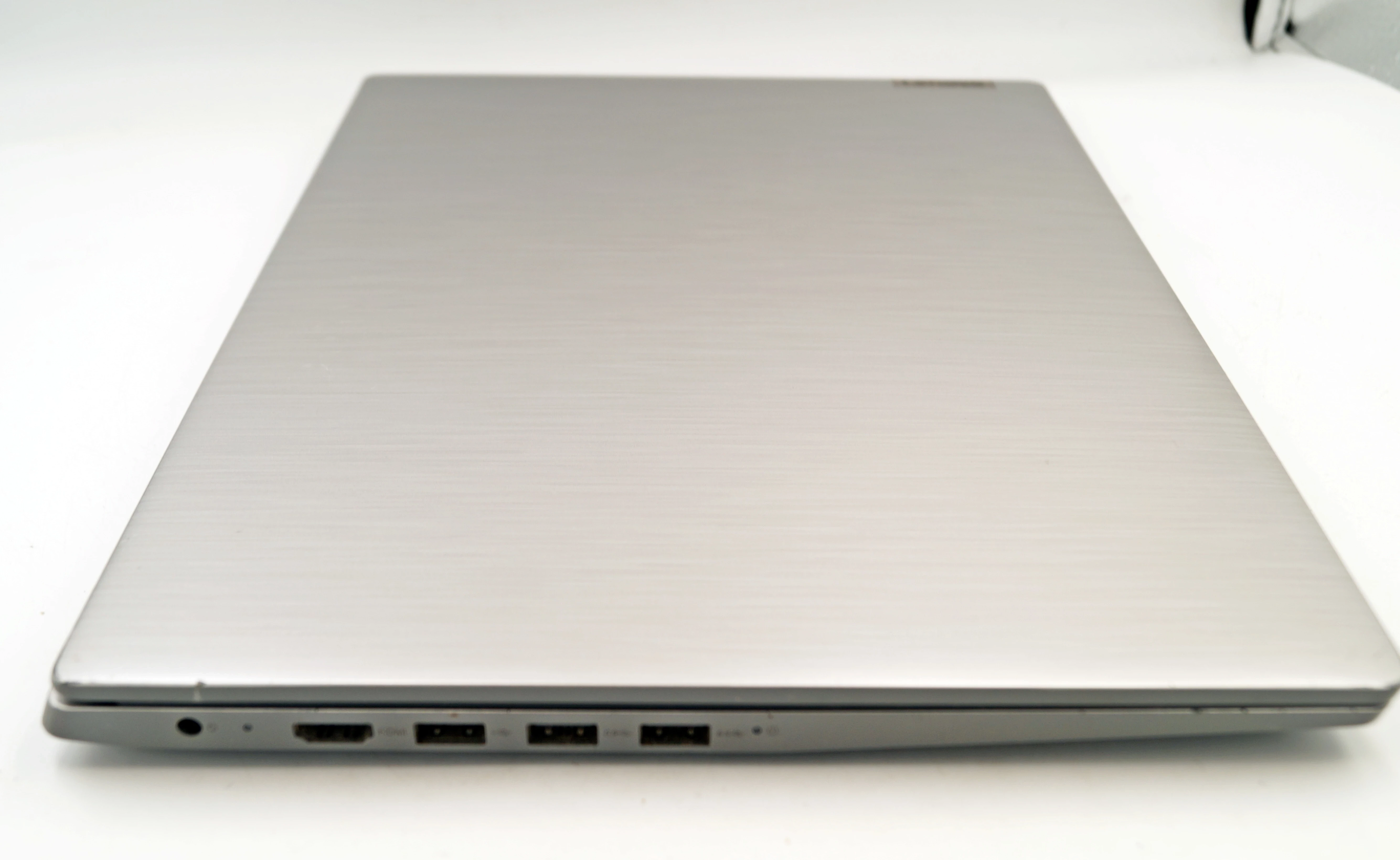 laptop-lenovo-ideapad-3-8gb-ram-ddr4-256gb-ssd-ryzen-3-3250u-pojemnosc-dysku-256