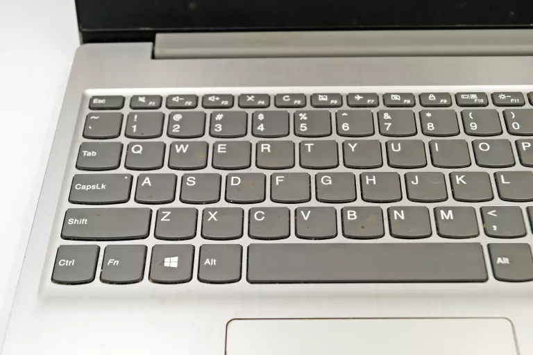 laptop-lenovo-ideapad-3-8gb-ram-ddr4-256gb-ssd-ryzen-3-3250u-przekatna-ekranu-156