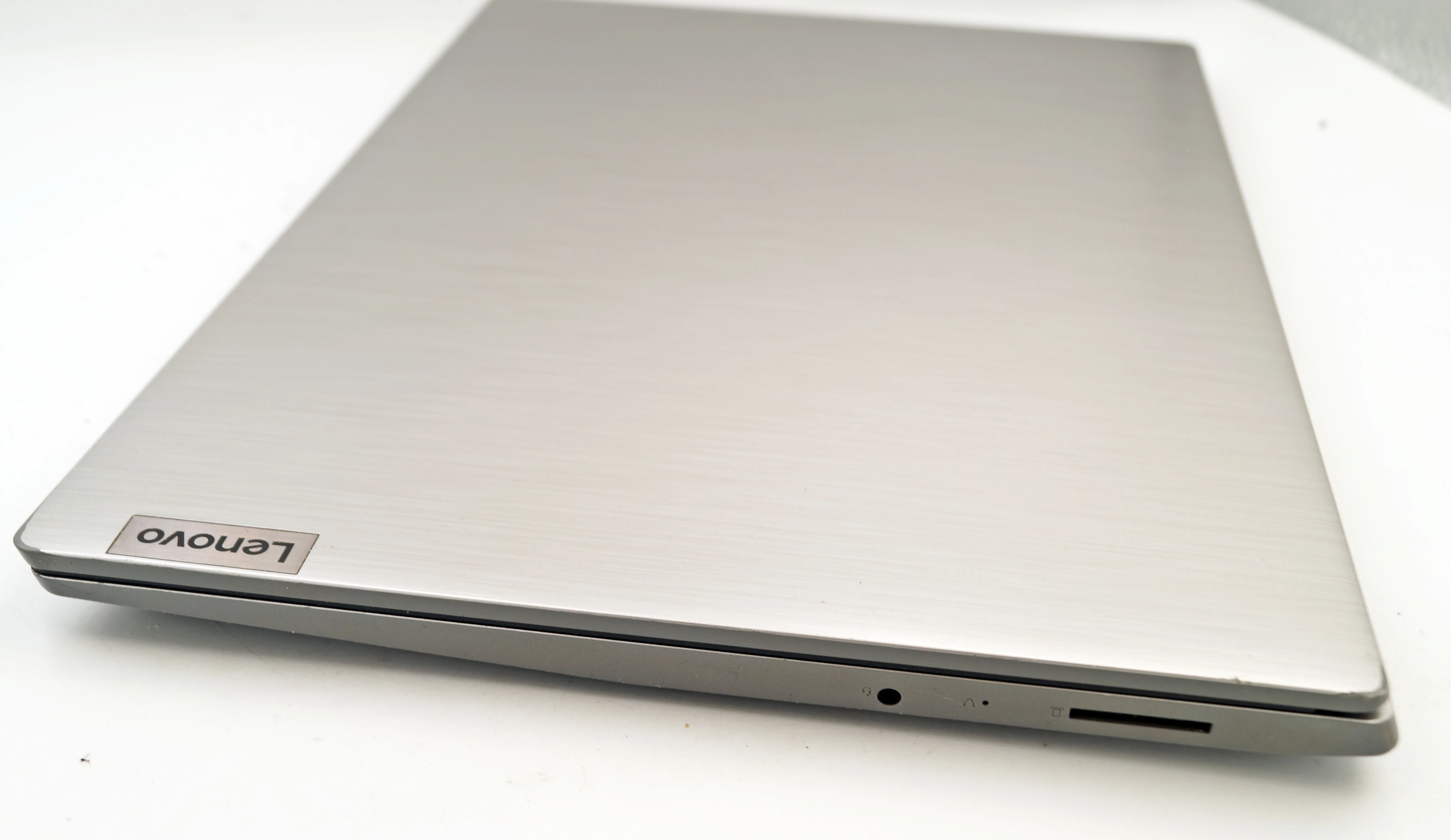 laptop-lenovo-ideapad-3-8gb-ram-ddr4-256gb-ssd-ryzen-3-3250u-typ-dysku-twardego-128550-2