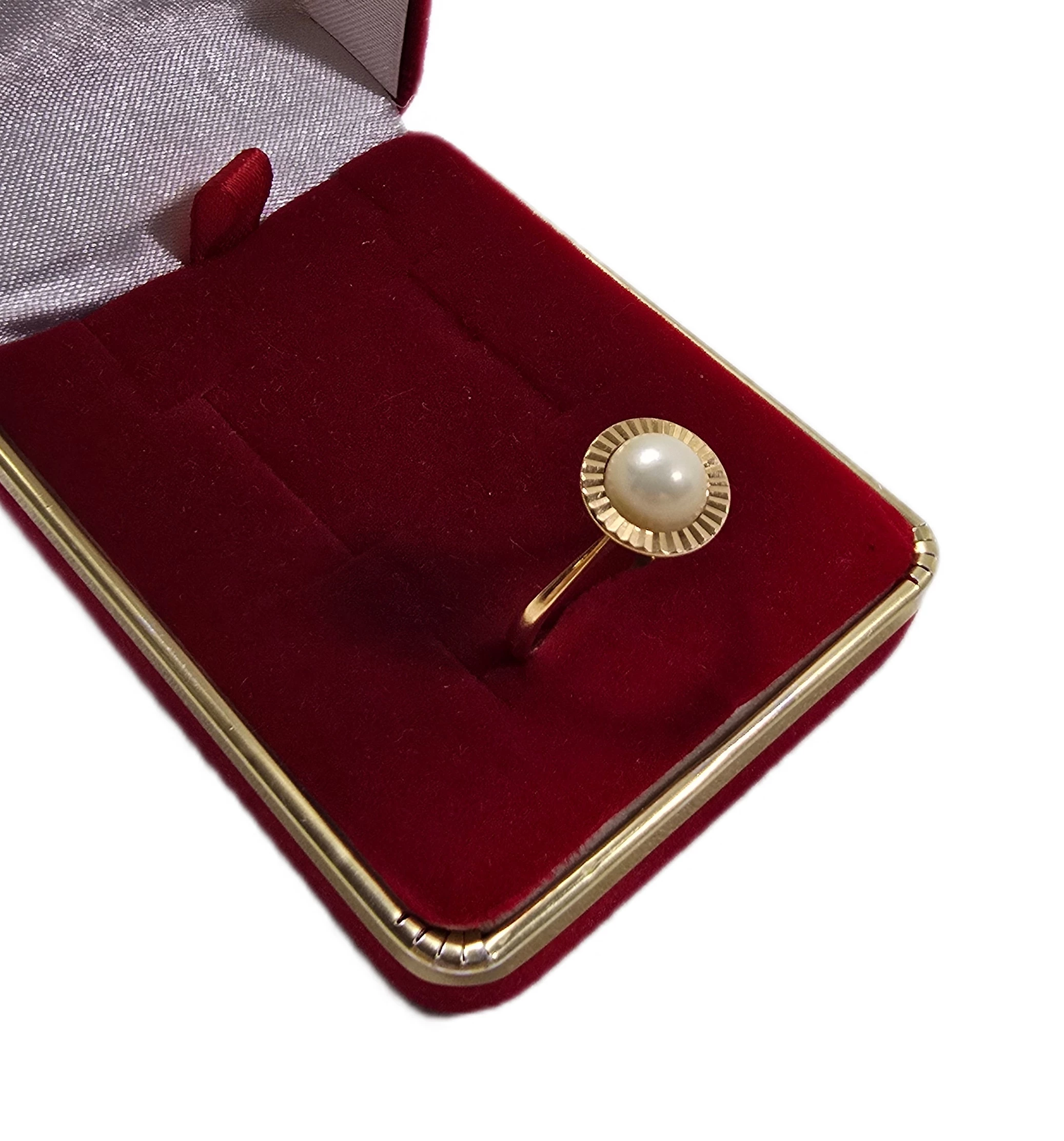 zloty-pierscionek-proby-750-r-17-427g-stan-11323-2