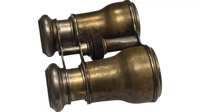 zabytkowa-lornetka-verres-etui-powiekszenie-3