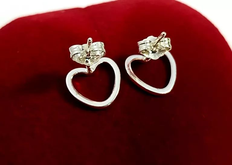 srebrne-kolczyki-w-ksztalcie-otwartego-serca-proba-925-waga-079g-rodzaj-2205-2