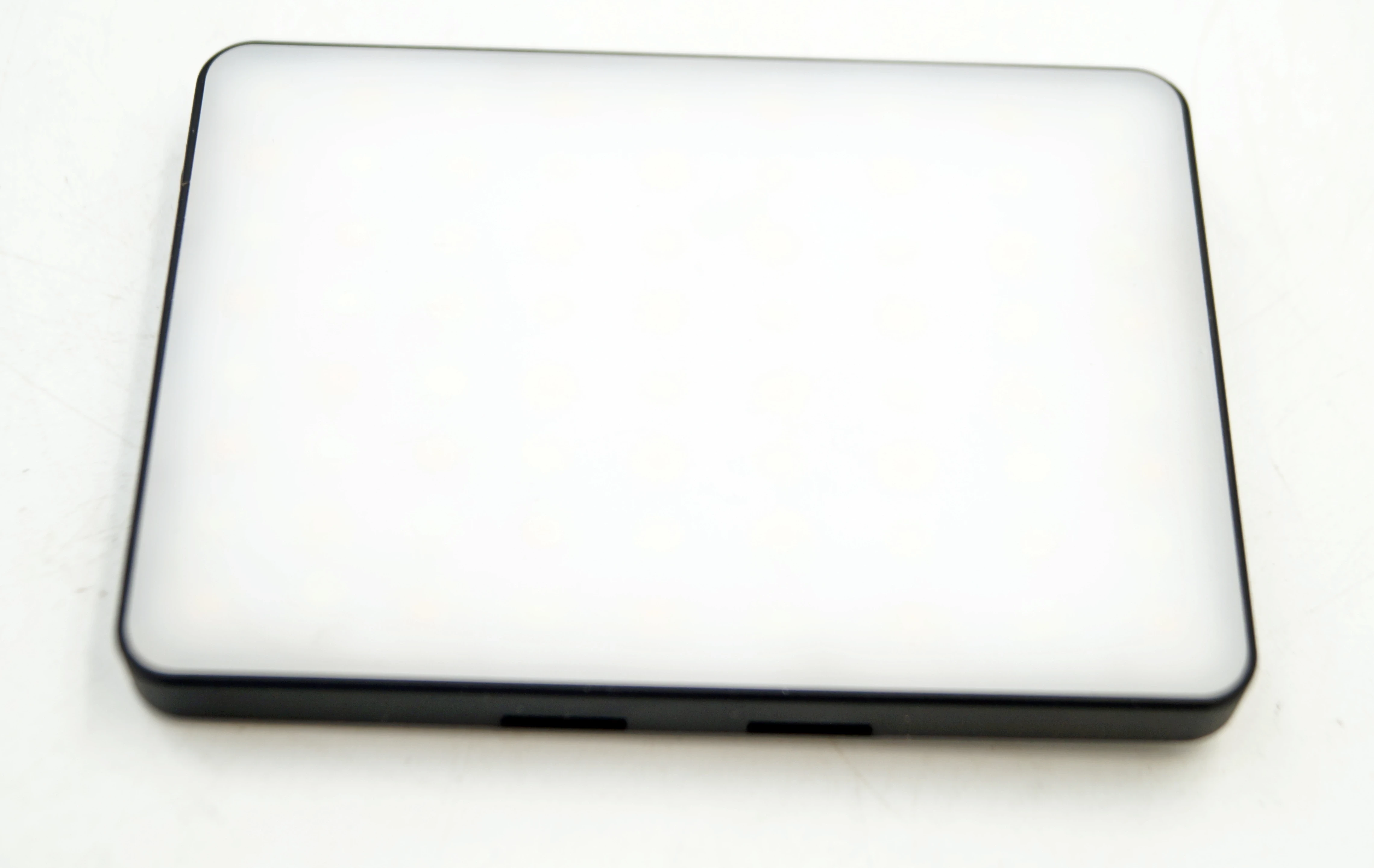 lampa-led-pocket-3000-9900k-przenosna-podreczna-akumulatorowa-fotograficzn-chelmska-50-warszawa