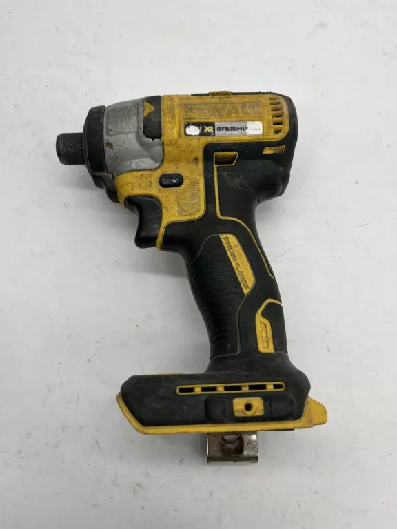 dewalt-zakretarka-dcf787-glowna-9-walbrzych-sj