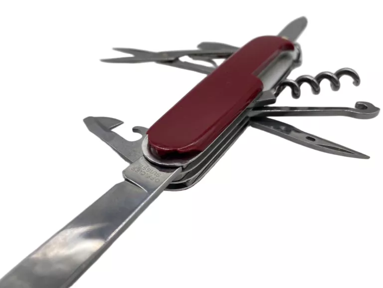 scyzoryk-victorinox-huntsman-red-liczba-ostrzy-208502-236086