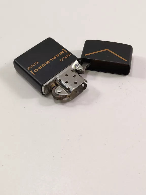 zapalniczka-zippo-marborpo-gold-ean-gtin-8590379213634