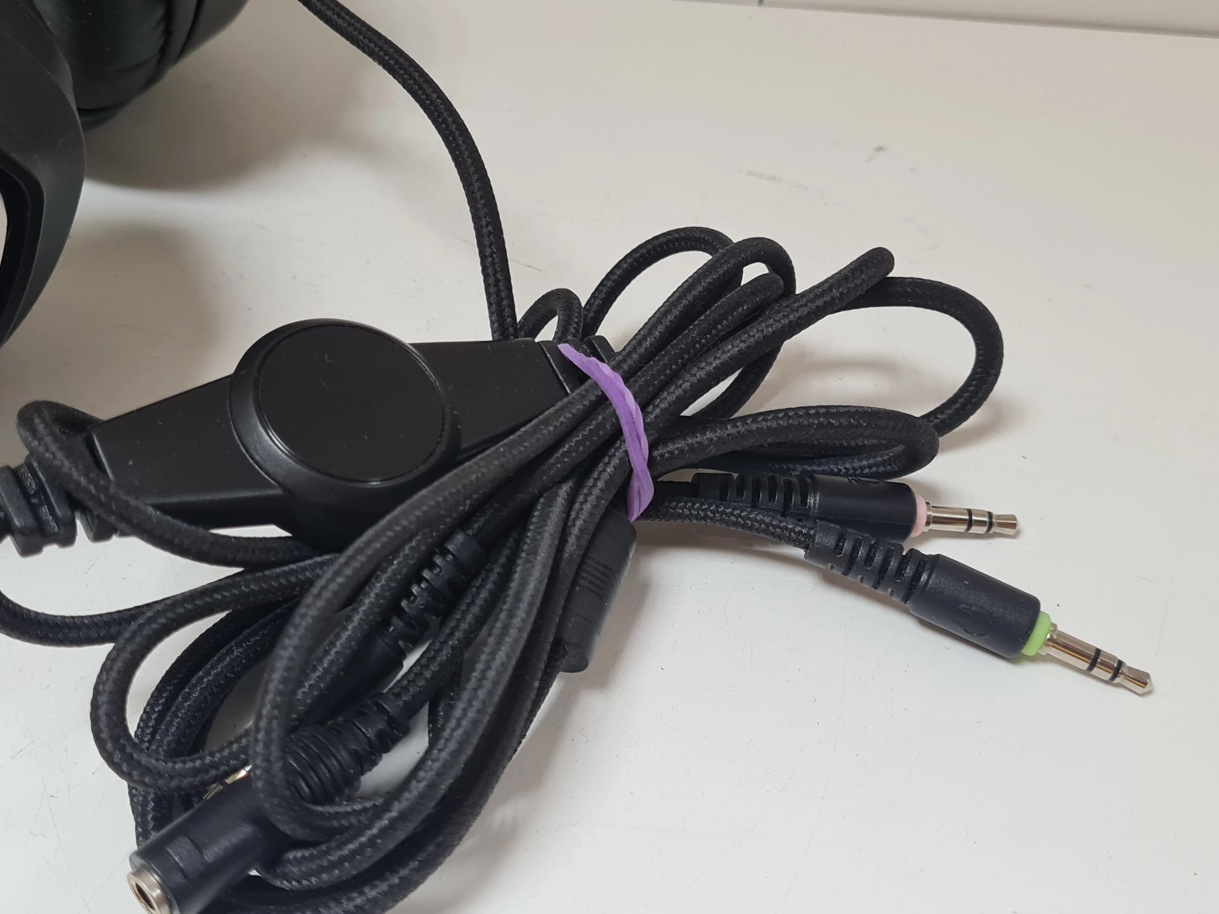 sluchawki-nauszne-komputerowe-battletron-rodzaj-sluchawek-203681-217745