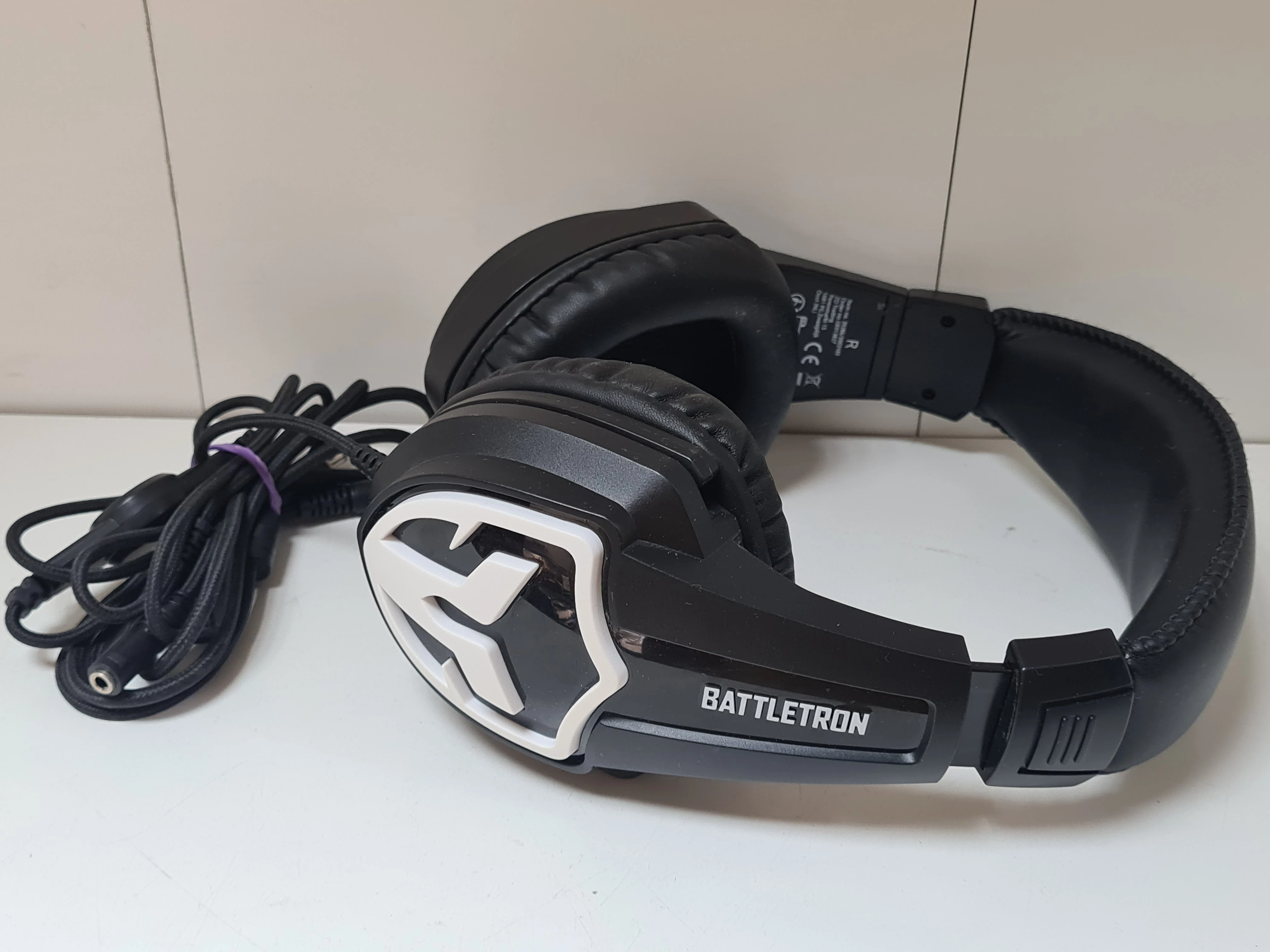 sluchawki-nauszne-komputerowe-battletron-ean-gtin-8050246486221