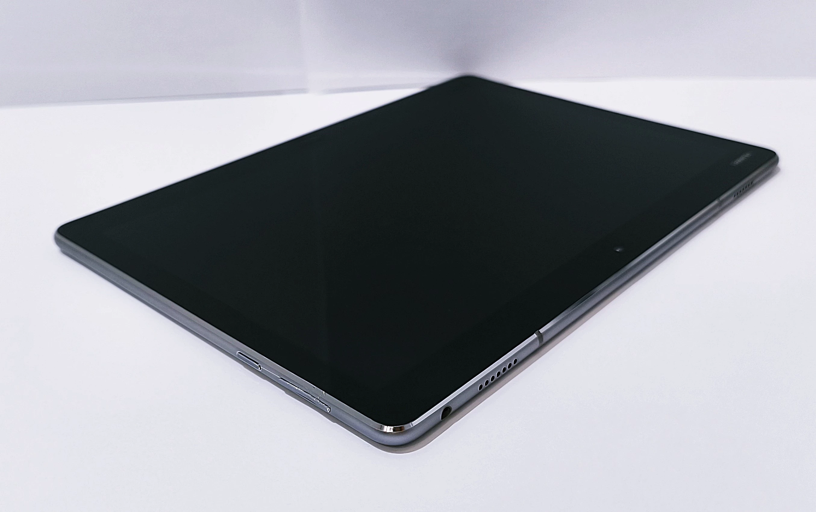 tablet-huawei-mediapad-m3-lite-10-przekatna-ekranu-1010