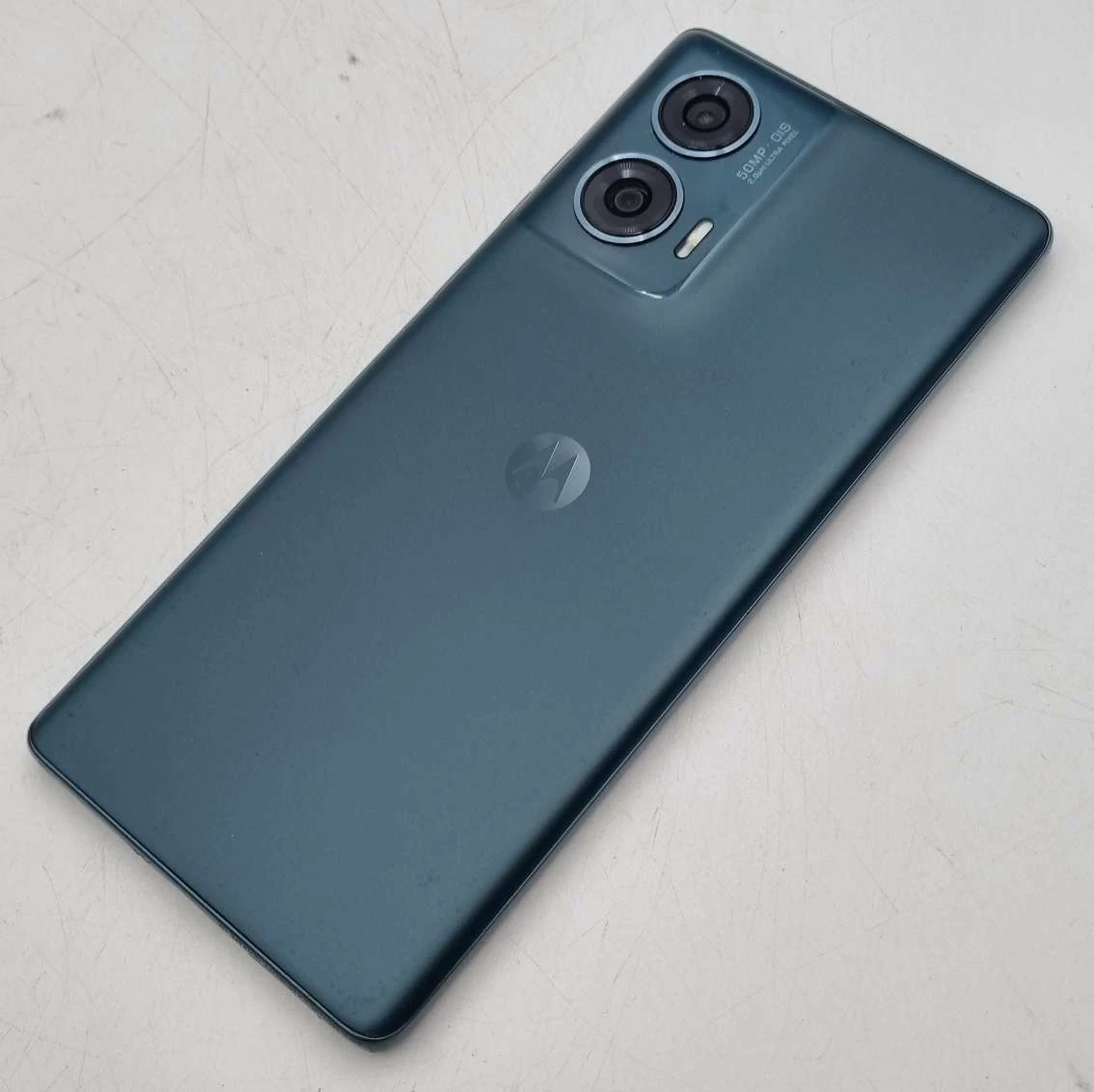 telefon-motorola-edge-50-fusion-2568gb-kod-producenta-lnvmotoedge50f8fbl