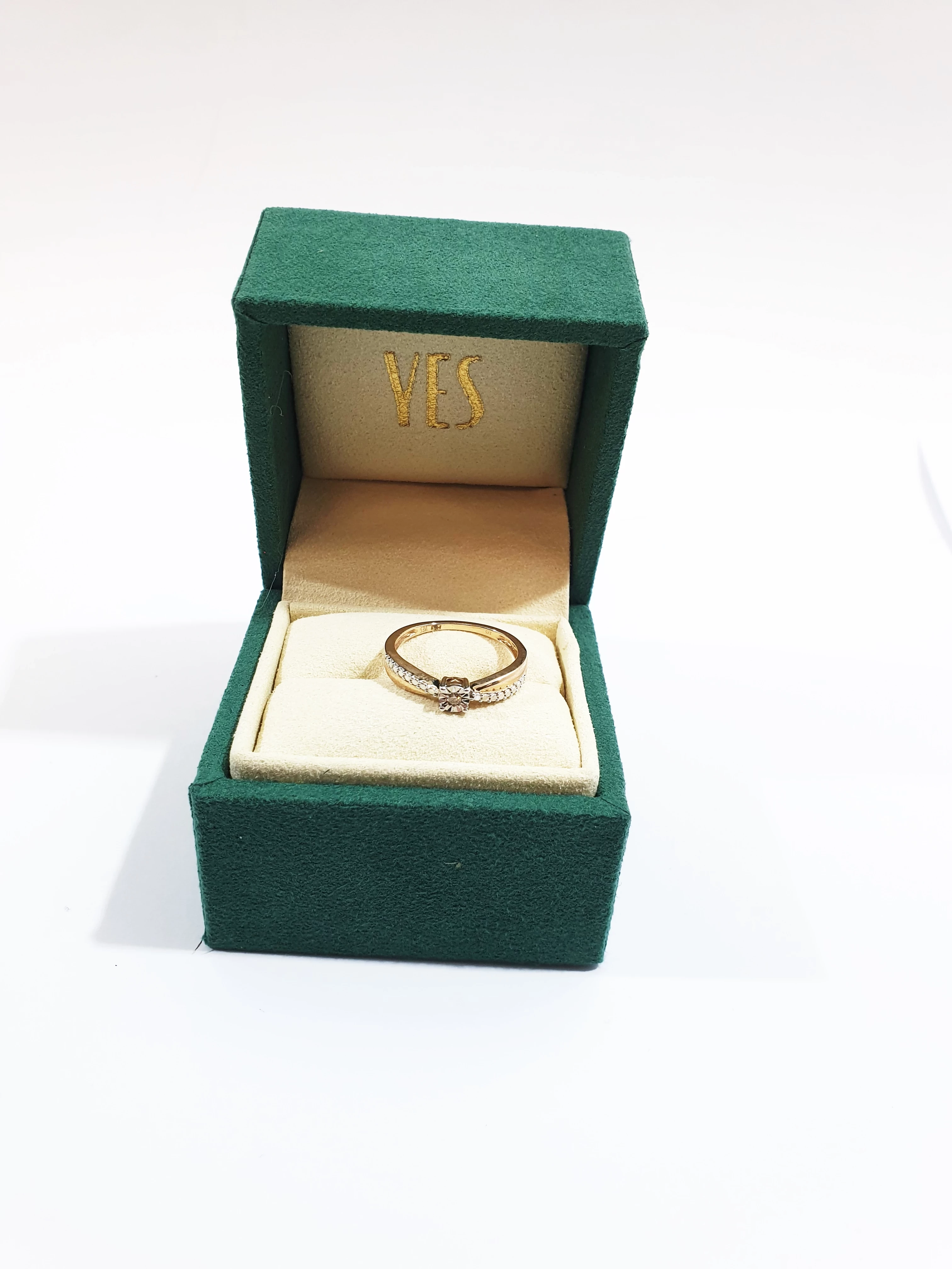 zloty-pierscionek-204g375-r14-stan-11323-2