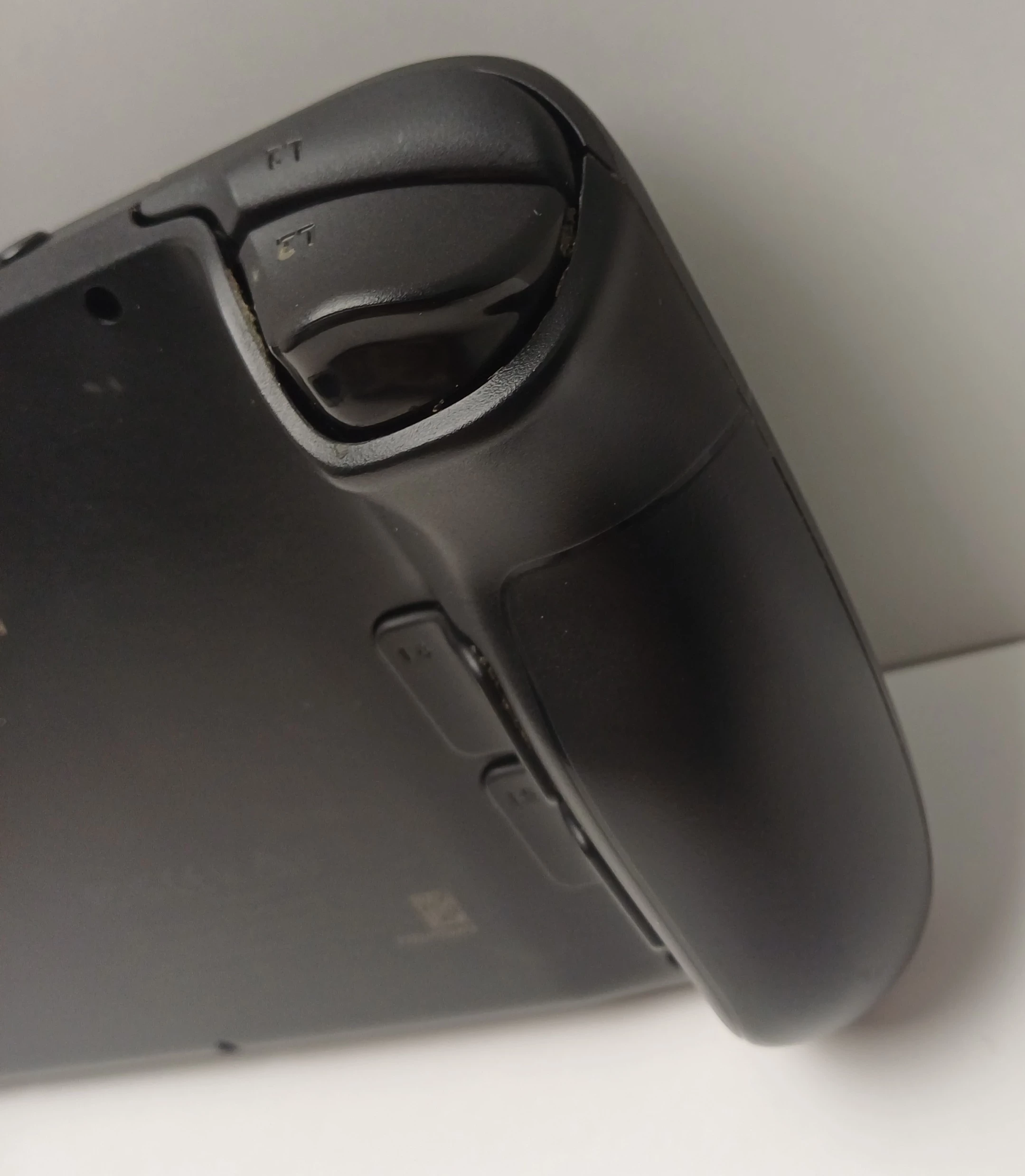 konsola-steam-deck-oled-valve-1030-1tb-zlacza-205990-2