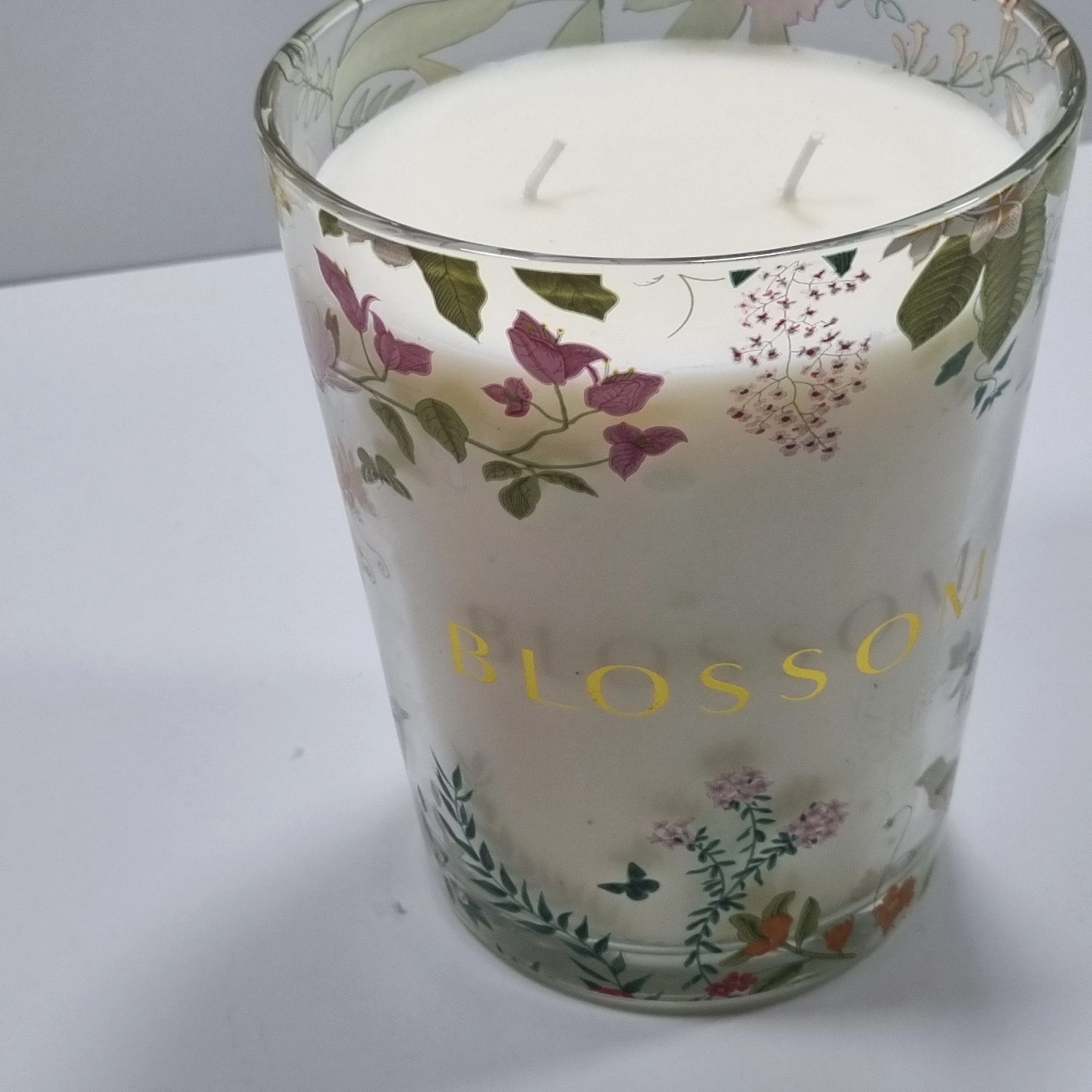 swieczka-zapachowa-action-aleje-karola-marcinkowskiego-15-poznan