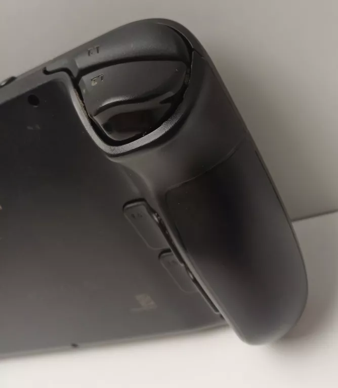 konsola-steam-deck-oled-valve-1030-1tb-zlacza-205990-2