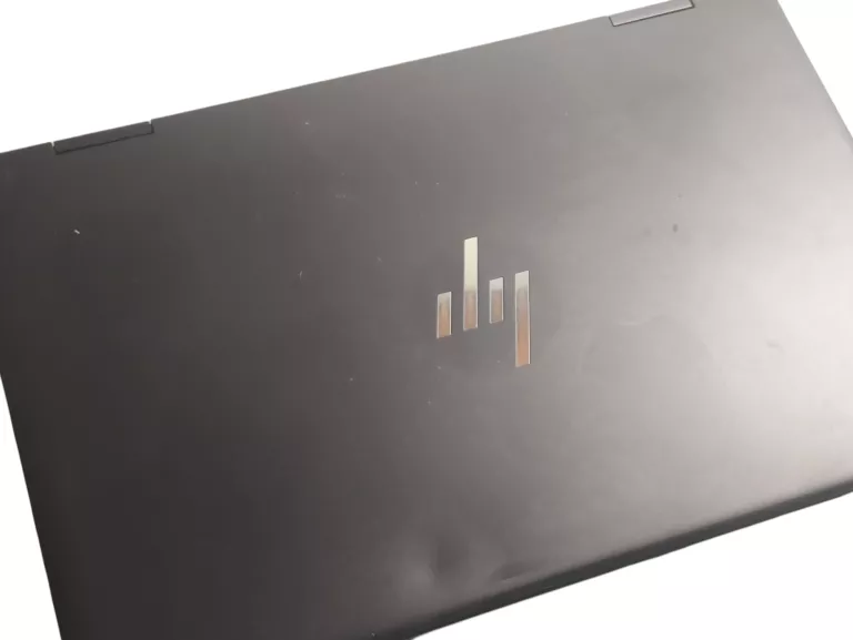laptop-hp-envy-x360-2in1-15ey-0013dx-przekatna-ekranu-1560