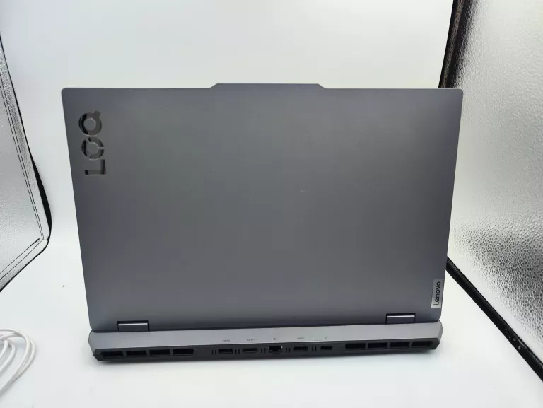 laptop-lenovo-loq-15arp9-ryzen-7-16gb-1tb-przekatna-ekranu-1560